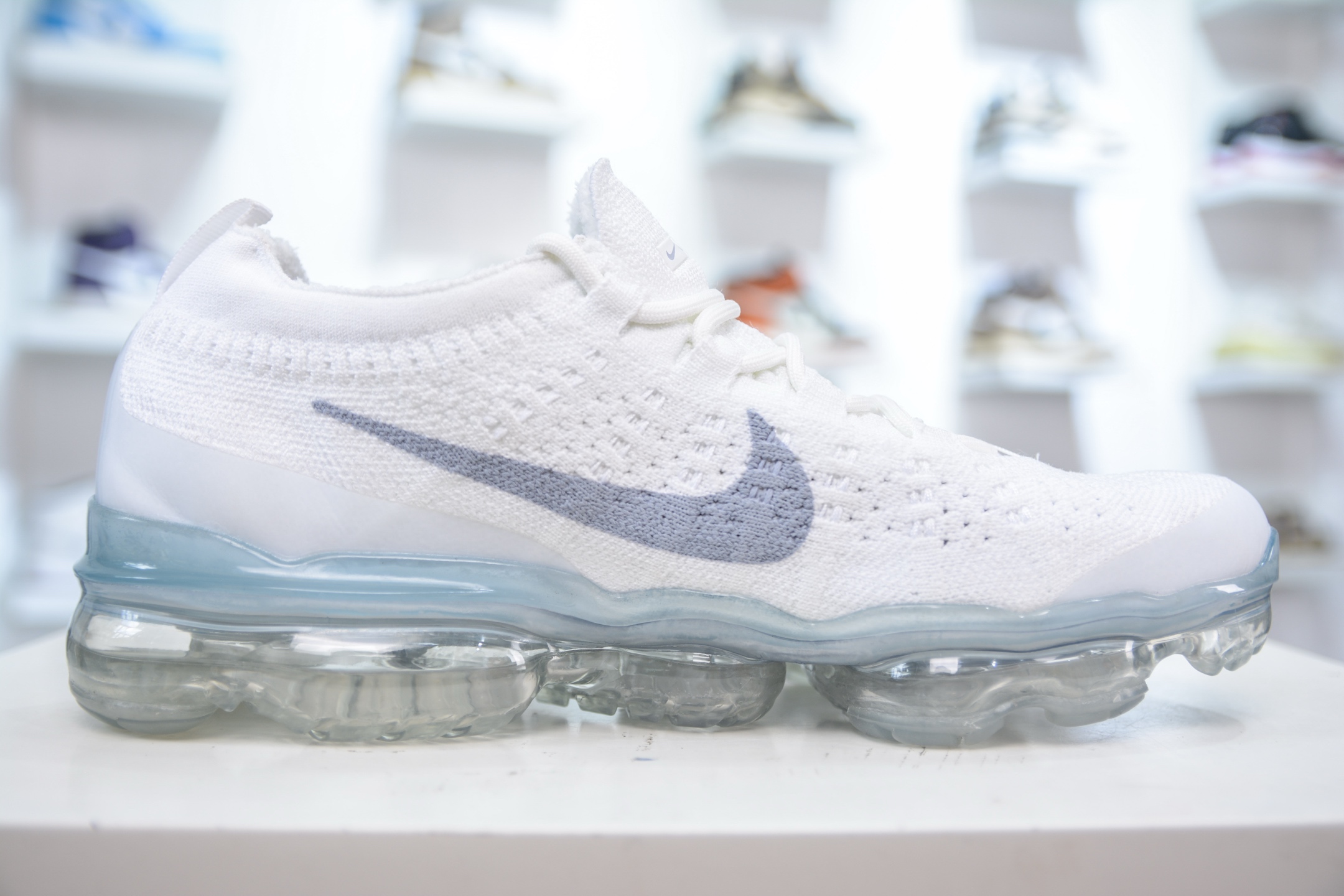 200 NK Air Vapormax 2023 全掌长气垫缓震网布低帮跑步鞋 DV6840-100-Chinese UA Cheap High Quatity Brand Clothes Bags handbags Sneakers wholesale wholesaler seller from China Factory suppliers Fashion Clothing Shoes best Quality Beautiful Price 200 NK Air Vapormax 2023 全掌长气垫缓震网布低帮跑步鞋 DV6840-100