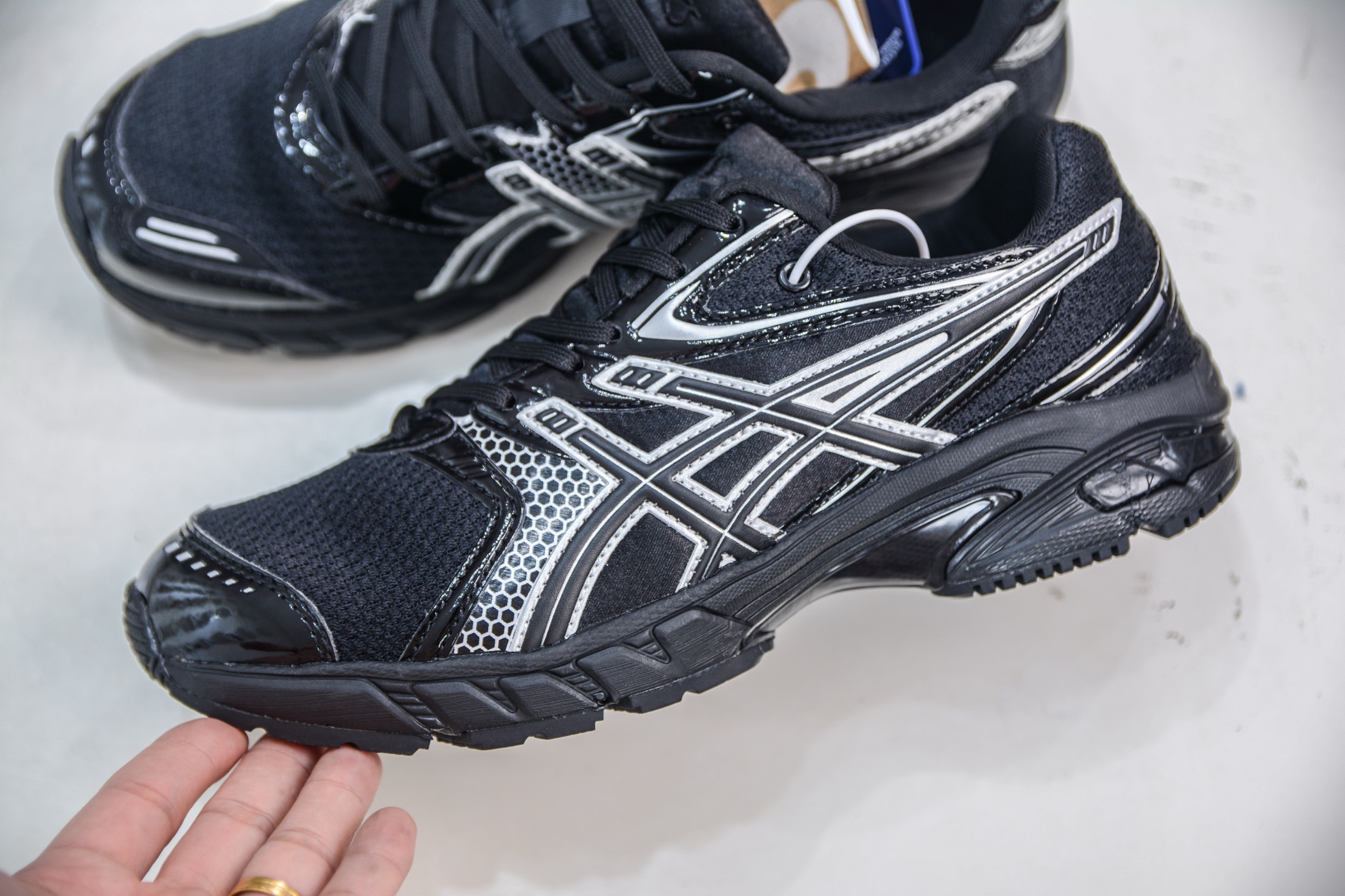 200 ASICS亚瑟士新款GEL-DS TRAINER 14 情侣运动鞋时尚复古运动休闲鞋 1203A608-001-Chinese UA Cheap High Quatity Brand Clothes Bags handbags Sneakers wholesale wholesaler seller from China Factory suppliers Fashion Clothing Shoes best Quality Beautiful Price 200 ASICS亚瑟士新款GEL-DS TRAINER 14 情侣运动鞋时尚复古运动休闲鞋 1203A608-001