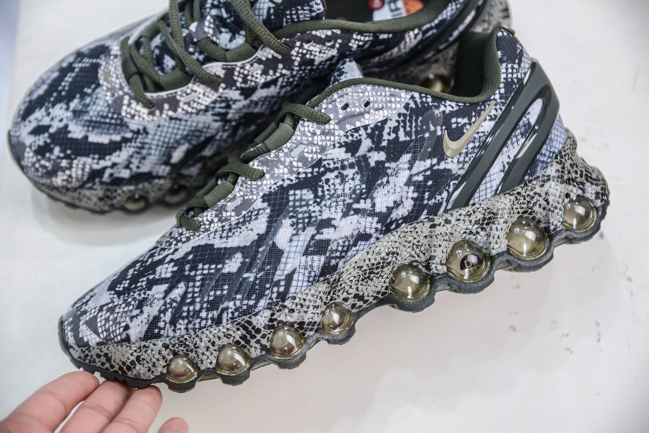 210 NK Air Max DN8 全掌科技气垫缓震运动跑鞋 HF5509-900-Chinese UA Cheap High Quatity Brand Clothes Bags handbags Sneakers wholesale wholesaler seller from China Factory suppliers Fashion Clothing Shoes best Quality Beautiful Price 210 NK Air Max DN8 全掌科技气垫缓震运动跑鞋 HF5509-900