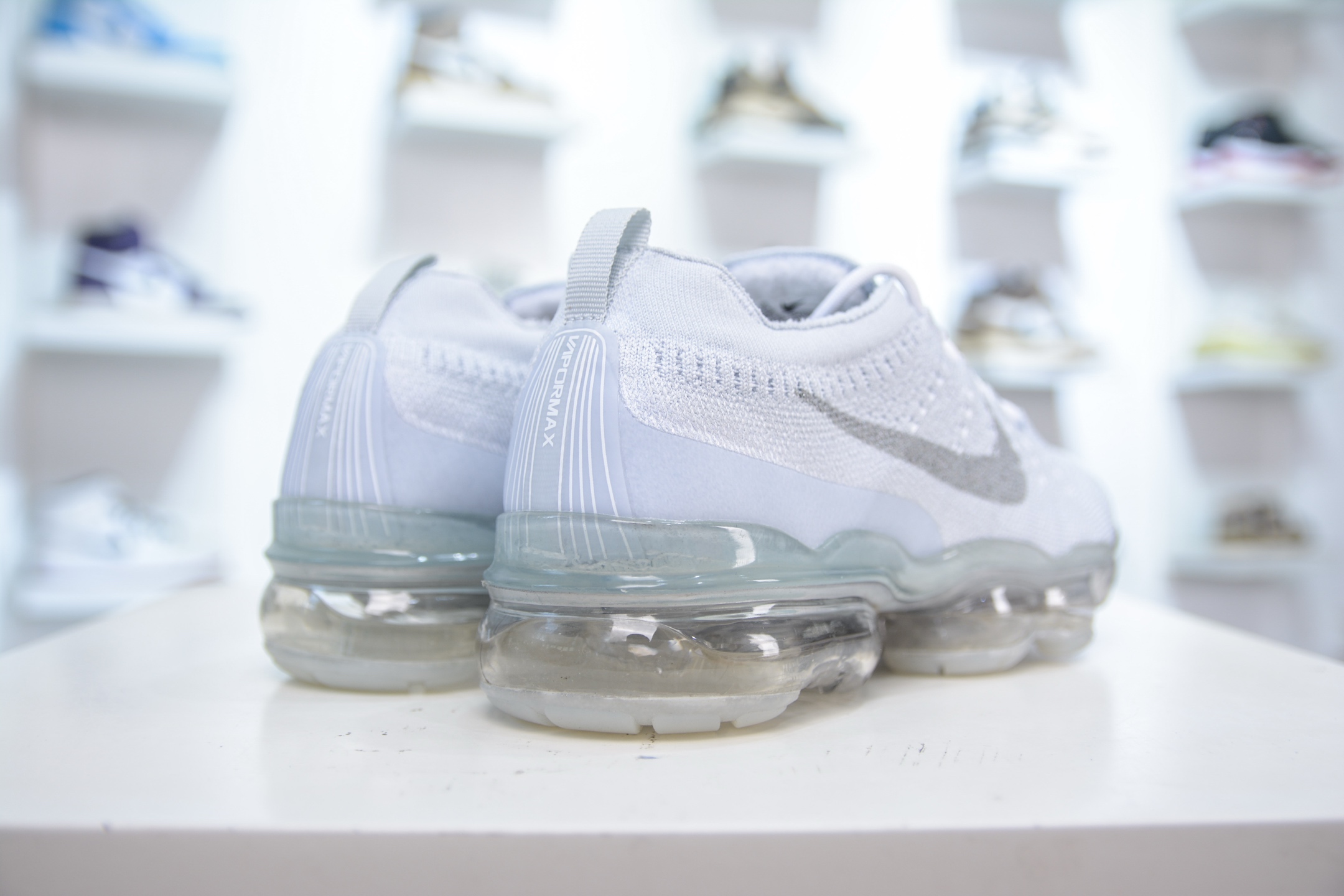 Nike Air VaporMax 2023 Flyknit Running Shoes - Lightweight & Breathable 7 i1751637888405 1893 0 5
