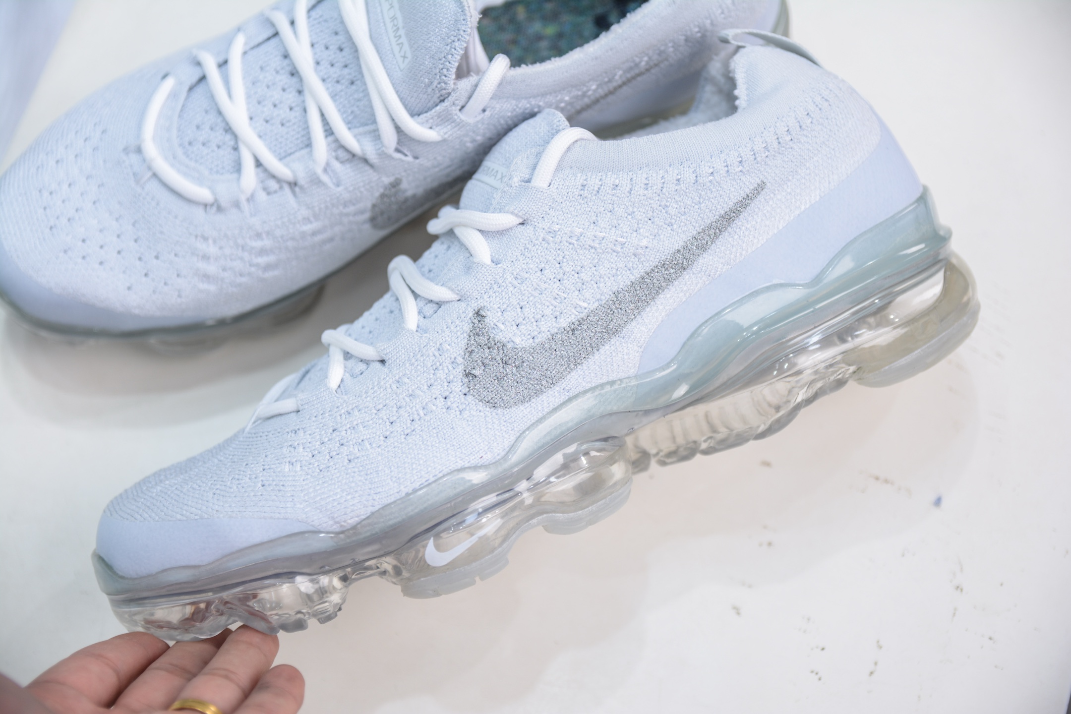 Nike Air VaporMax 2023 Flyknit Running Shoes - Lightweight & Breathable 8 i1751637889617 4331 0 6