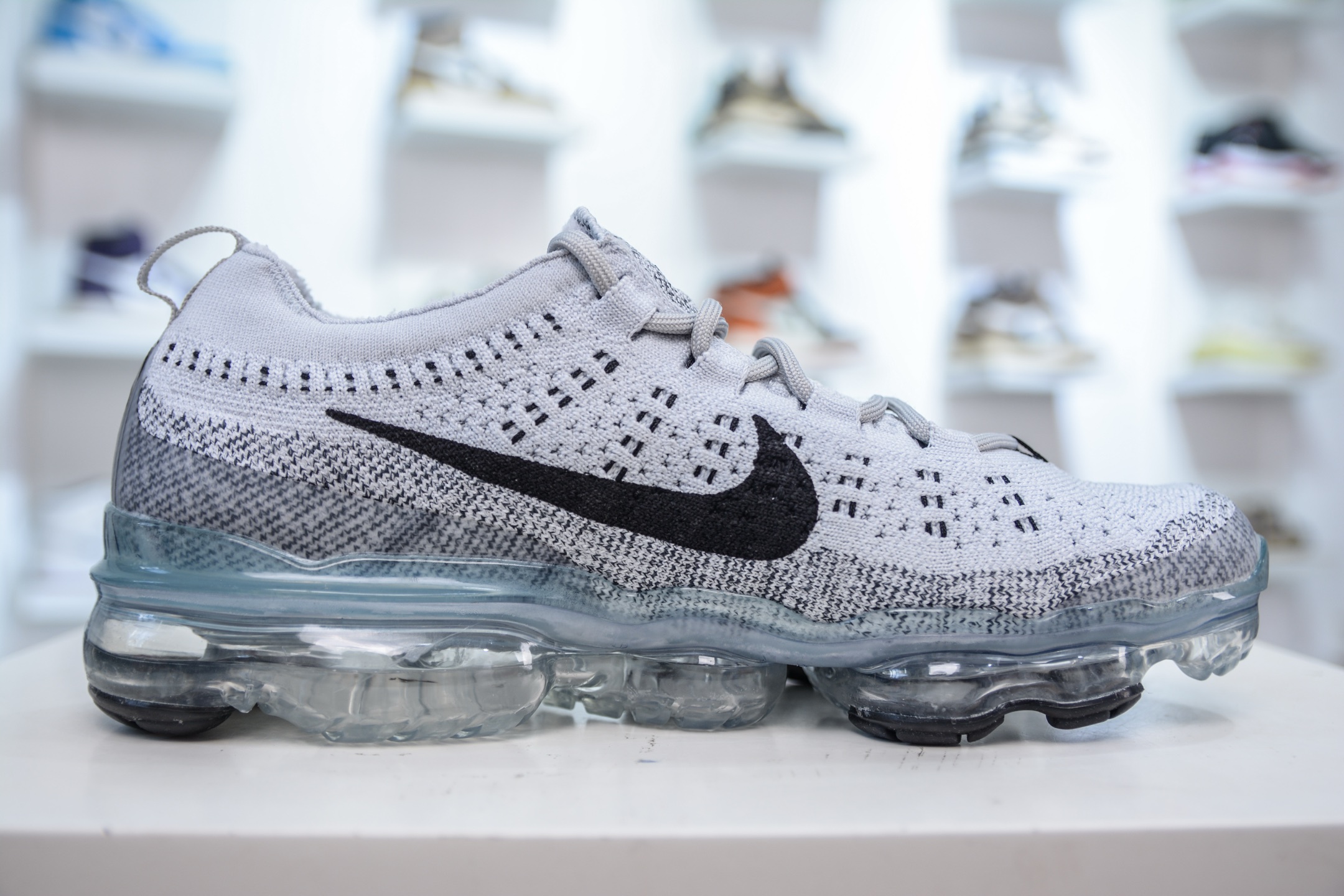 Nike Air Vapormax 2023 Flyknit Running Shoes - Breathable & Cushioned 4 i1751637991568 9561 0 2