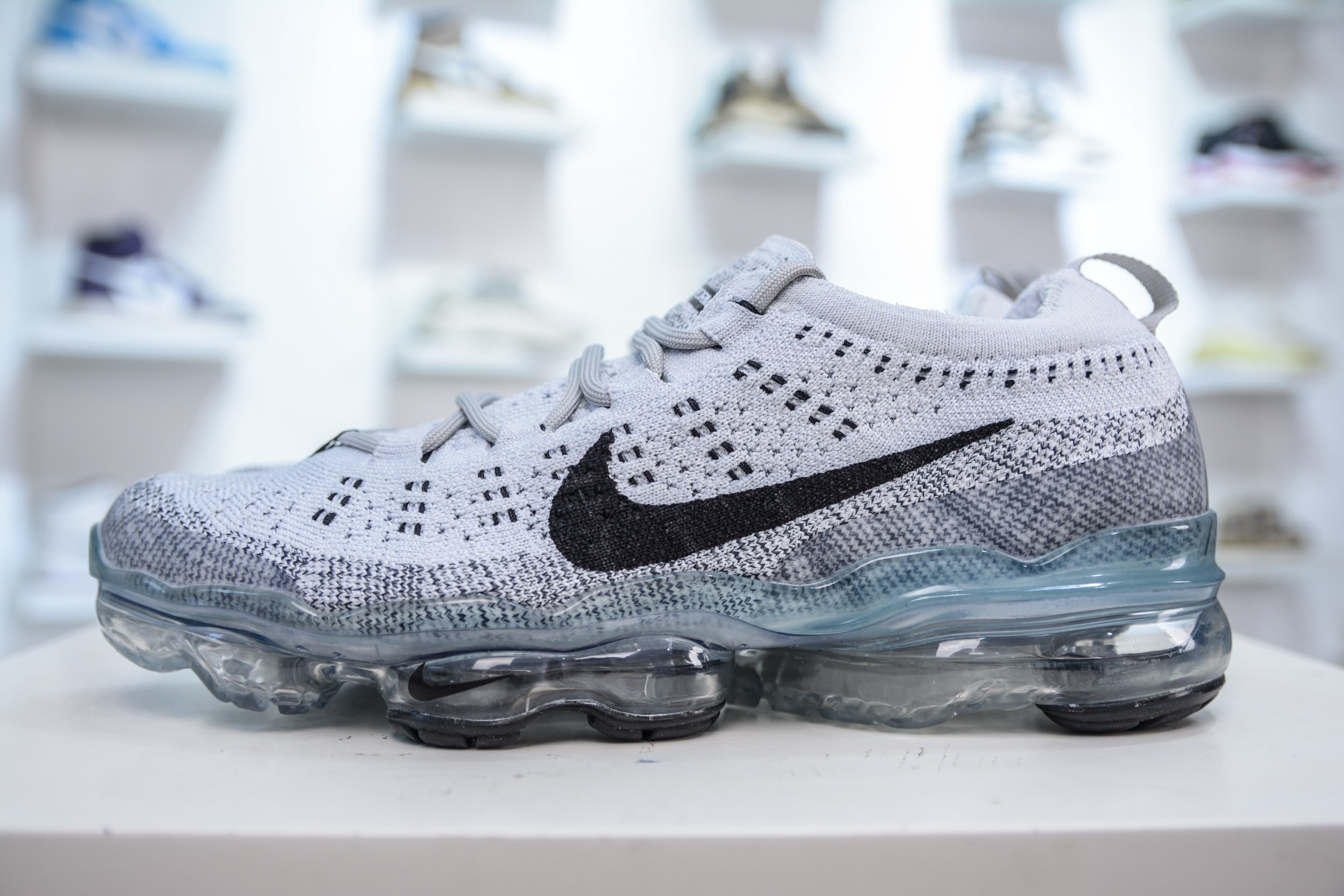 Nike Air Vapormax 2023 Flyknit Running Shoes - Breathable & Cushioned 2 i1751637992939 9830 0 0