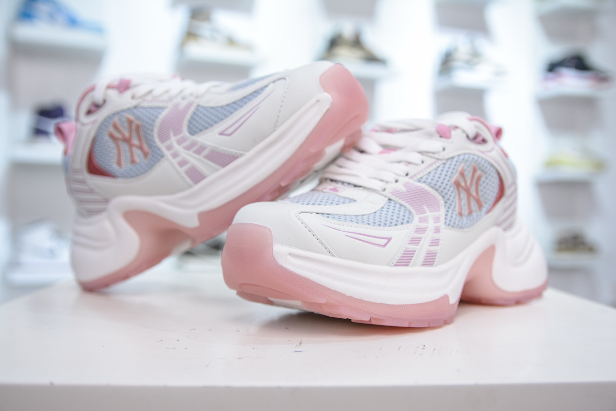 MLB Winner Chunky Sneakers - Stylish Comfort with a Modern Chunky Sole Design 5 i1751638608193 7246 0 3