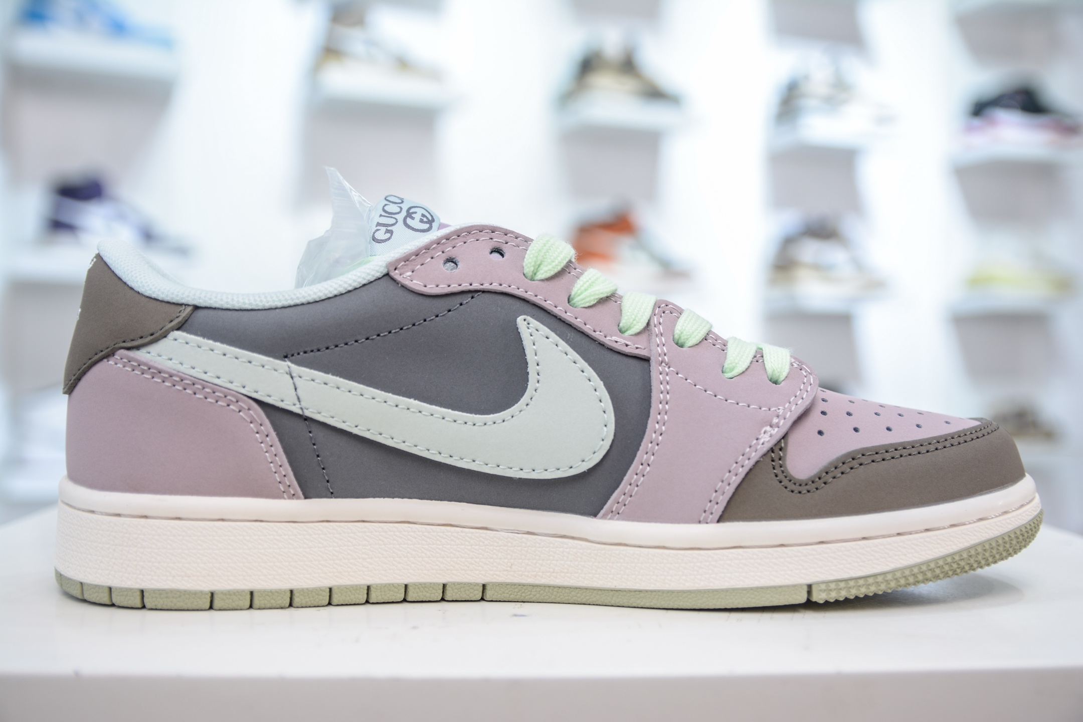 TS x Air Jordan 1 Low Gucci Collab - Gray, Green & Pink Custom Sneakers 3 i1751638849333 9996 0 2