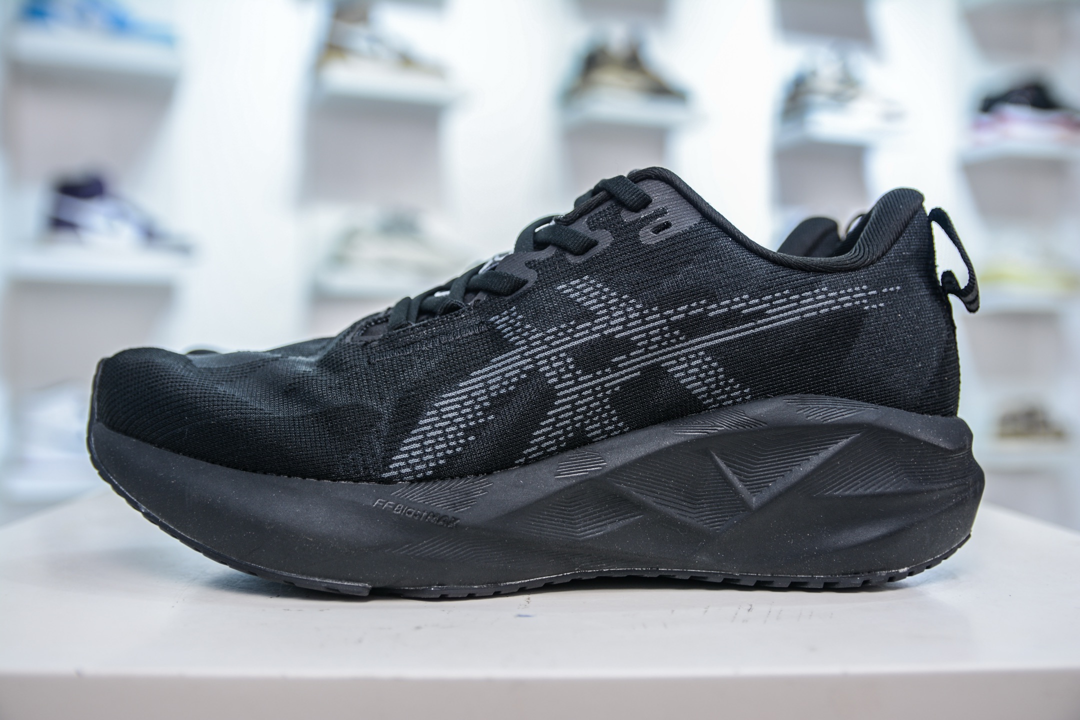 ASICS NOVABLAST 5 Running Shoes - Breathable Knit Upper, Enhanced Cushioning 2 i1751639025629 7164 0 0