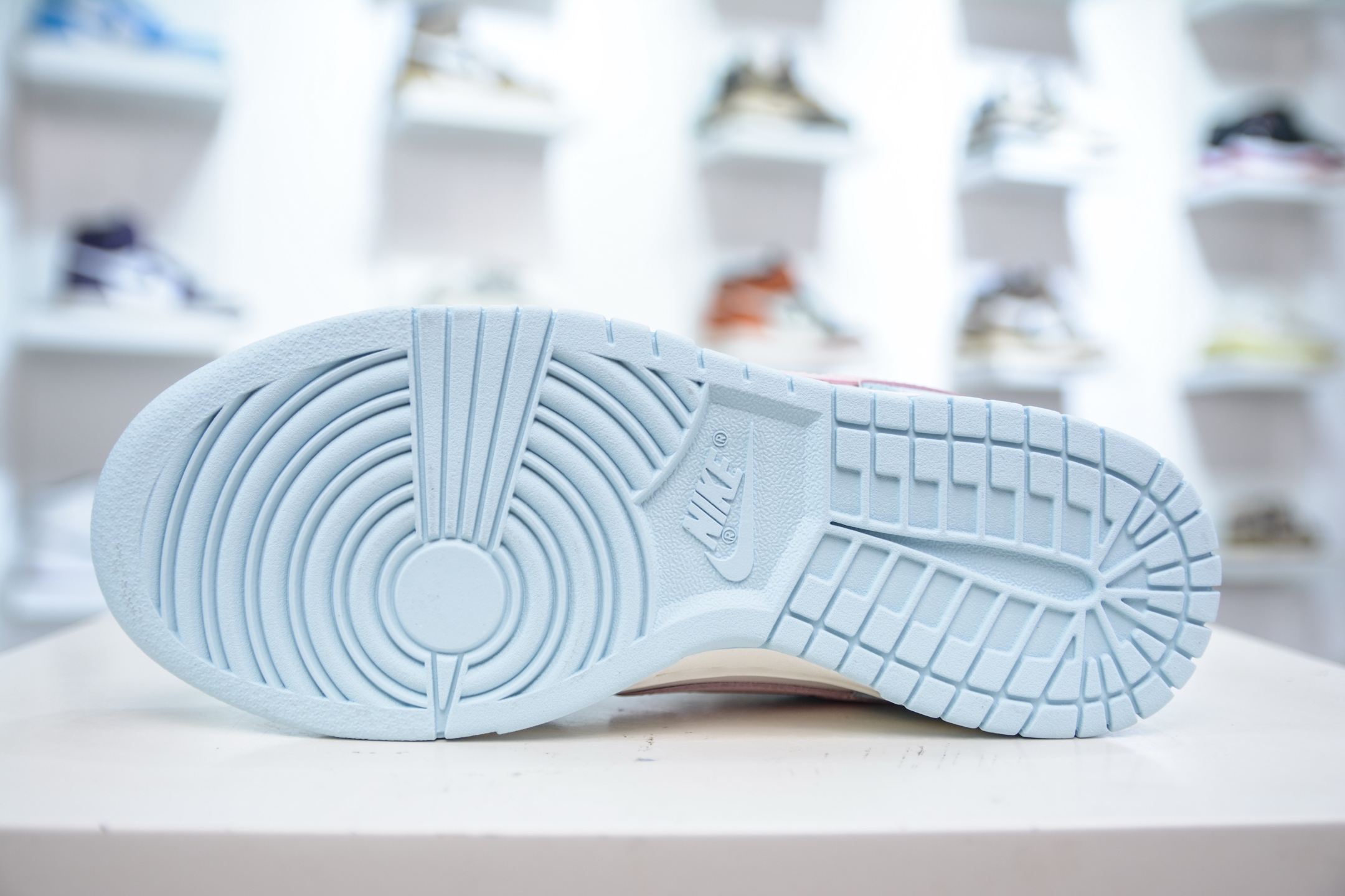 YC纯原 Nike Dunk Low 仙桃苏打 白蓝粉 BP0508-034-莆田鞋,莆田鞋货源,高仿鞋,高仿鞋货源,安福档口,莆田高仿鞋,莆田鞋批发,高仿鞋批发,莆田高仿运动鞋,高仿运动鞋,莆田运动鞋 YC纯原 Nike Dunk Low 仙桃苏打 白蓝粉 BP0508-034