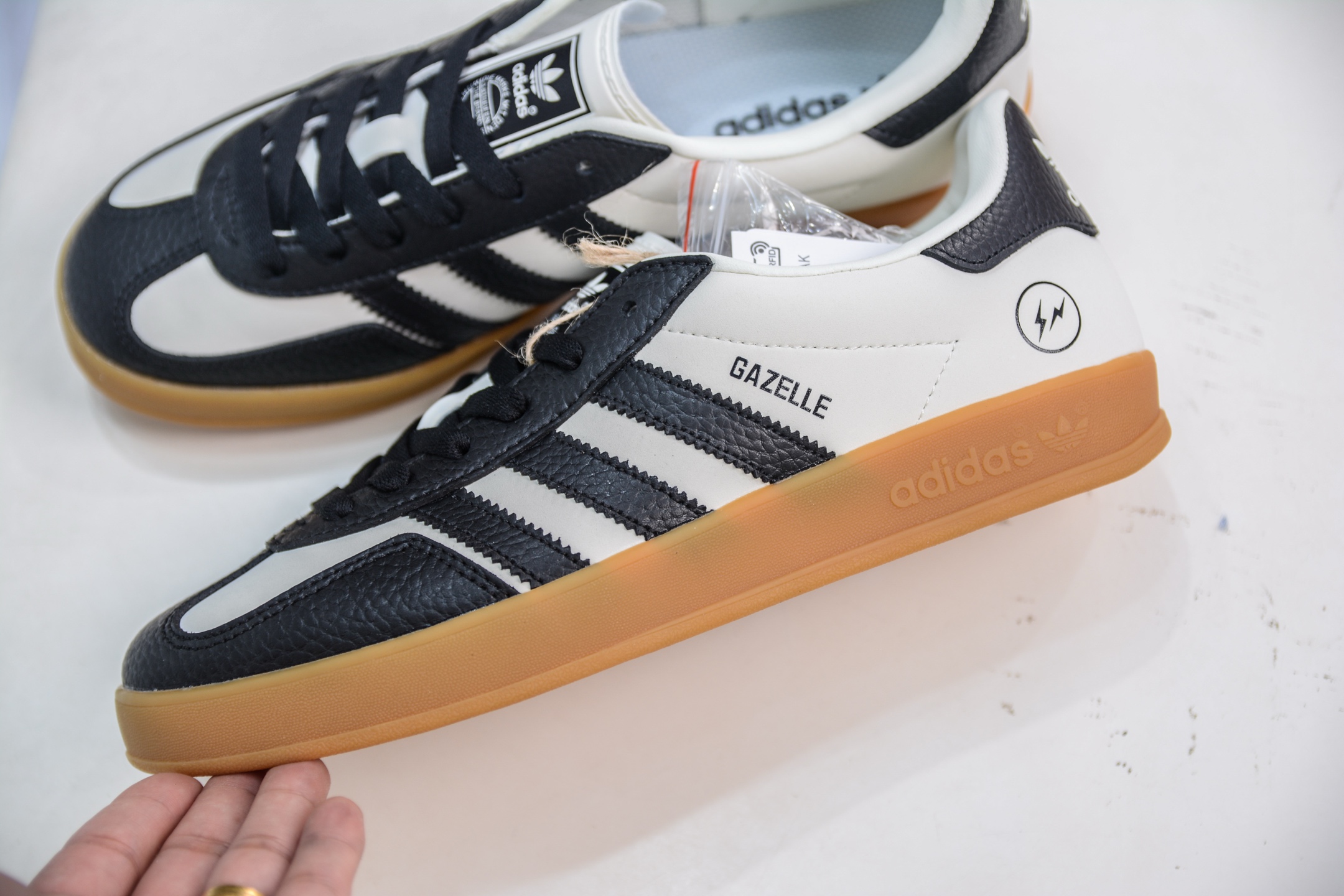 SAMBA OG x Fragment Design 闪电联名-米白黑 SC9207-722