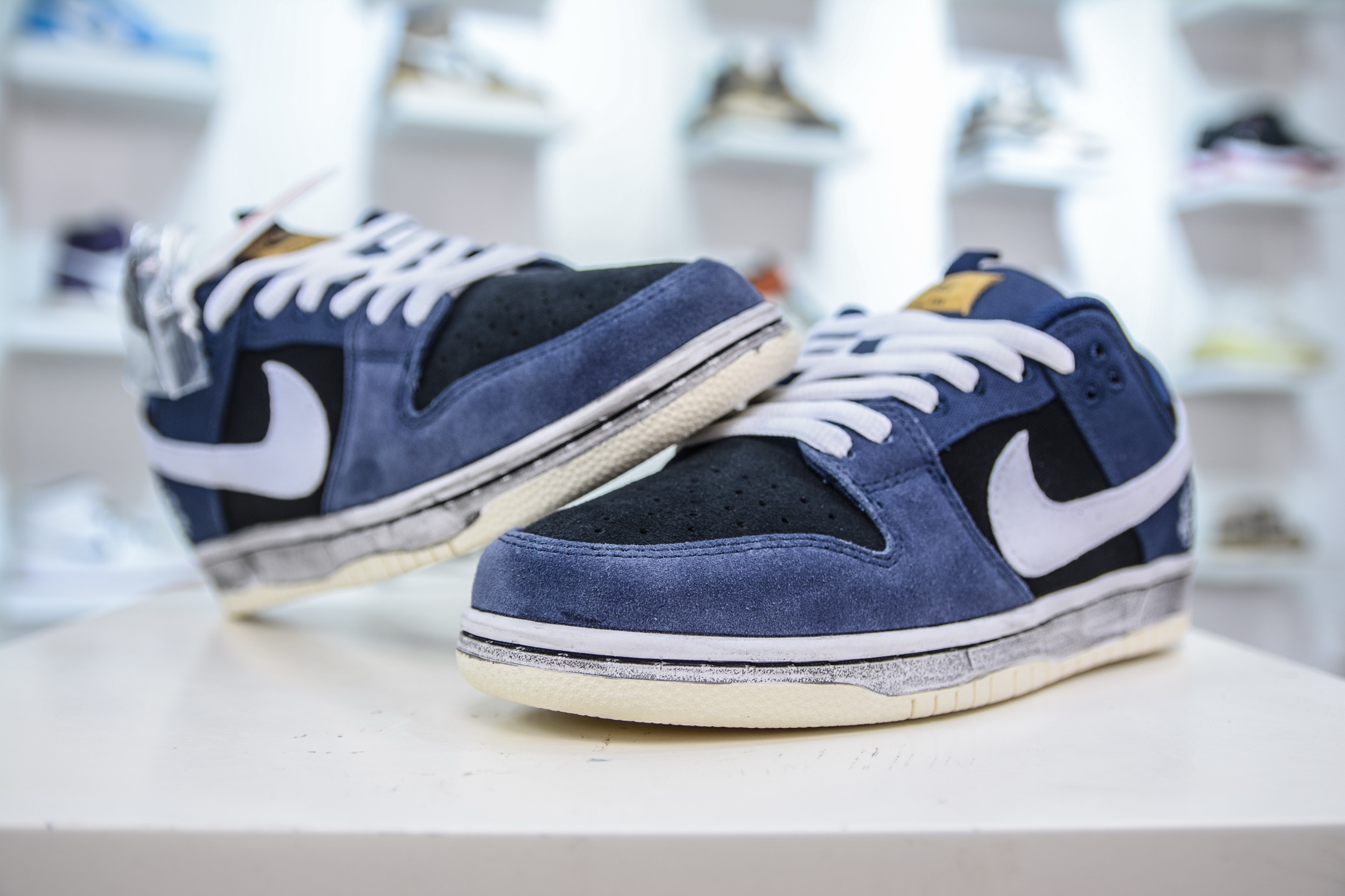 NK SB Dunk Low 解构绑带 DX6775-400-莆田鞋,莆田鞋货源,高仿鞋,高仿鞋货源,安福档口,莆田高仿鞋,莆田鞋批发,高仿鞋批发,莆田高仿运动鞋,高仿运动鞋,莆田运动鞋 NK SB Dunk Low 解构绑带 DX6775-400