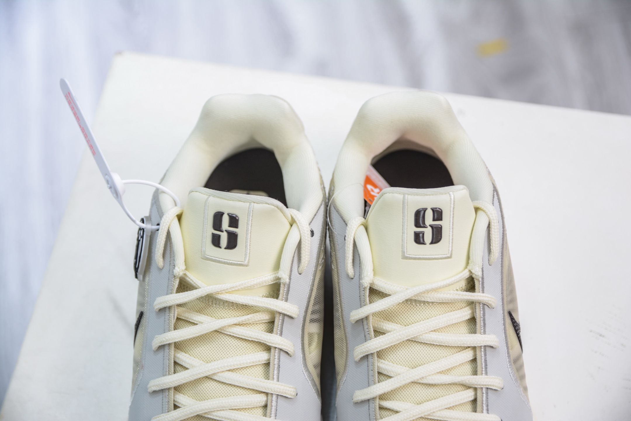 灭世版纯原 NK Sabrina 2 萨布丽娜二代签名减震防滑低帮篮球鞋 椰奶色 FZ1517-102-莆田鞋,莆田鞋货源,高仿鞋,高仿鞋货源,安福档口,莆田高仿鞋,莆田鞋批发,高仿鞋批发,莆田高仿运动鞋,高仿运动鞋,莆田运动鞋 灭世版纯原 NK Sabrina 2 萨布丽娜二代签名减震防滑低帮篮球鞋 椰奶色 FZ1517-102