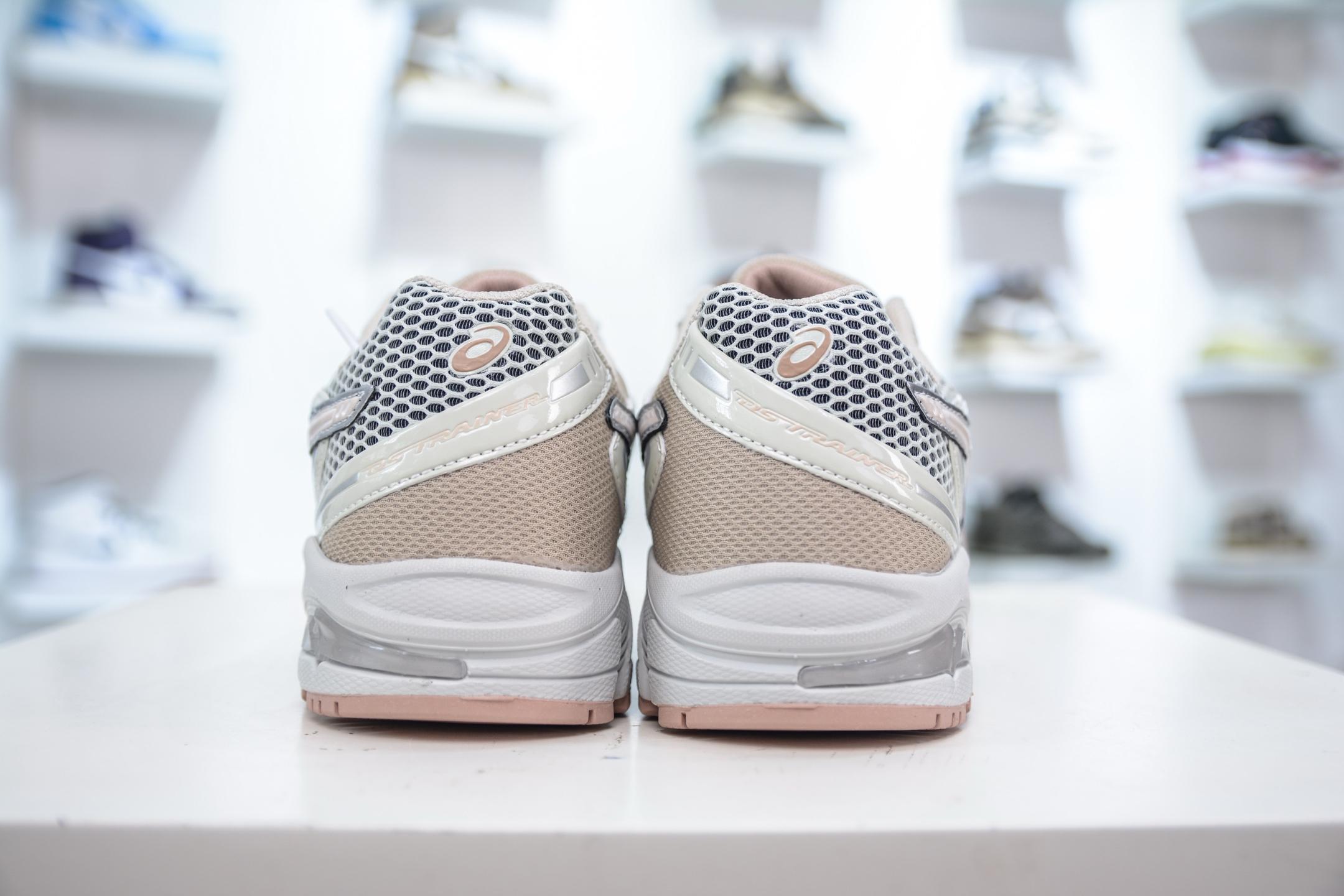 200 ASICS亚瑟士新款GEL-DS TRAINER 14 情侣运动鞋时尚复古运动休闲鞋 1203A607-301