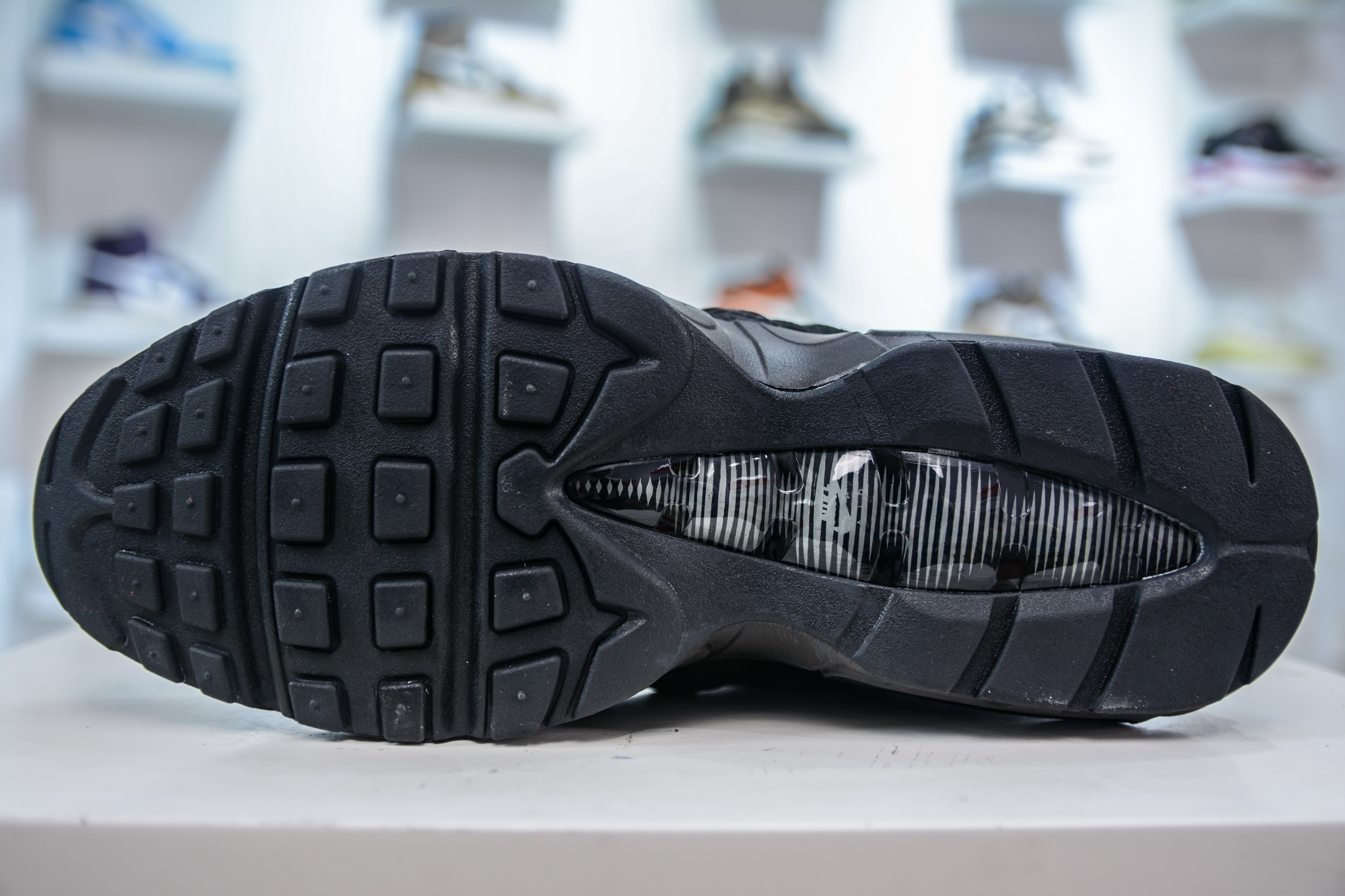 NK Air Max 95 复古减震气垫跑鞋 经典重温 CI3705-001