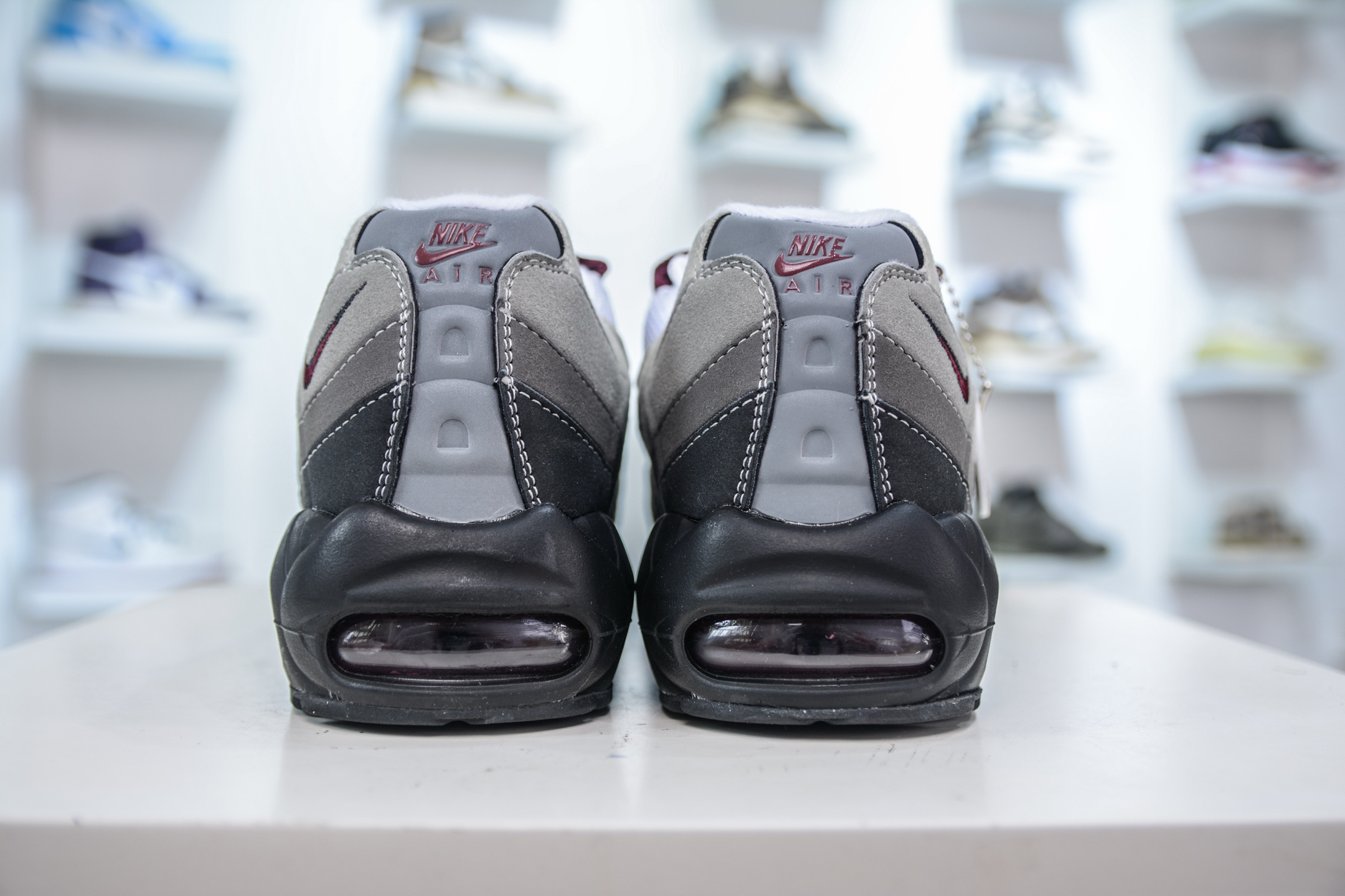 NK Air Max 95 复古减震气垫跑鞋 经典重温 DQ9001-001-莆田鞋,莆田鞋货源,高仿鞋,高仿鞋货源,安福档口,莆田高仿鞋,莆田鞋批发,高仿鞋批发,莆田高仿运动鞋,高仿运动鞋,莆田运动鞋 NK Air Max 95 复古减震气垫跑鞋 经典重温 DQ9001-001