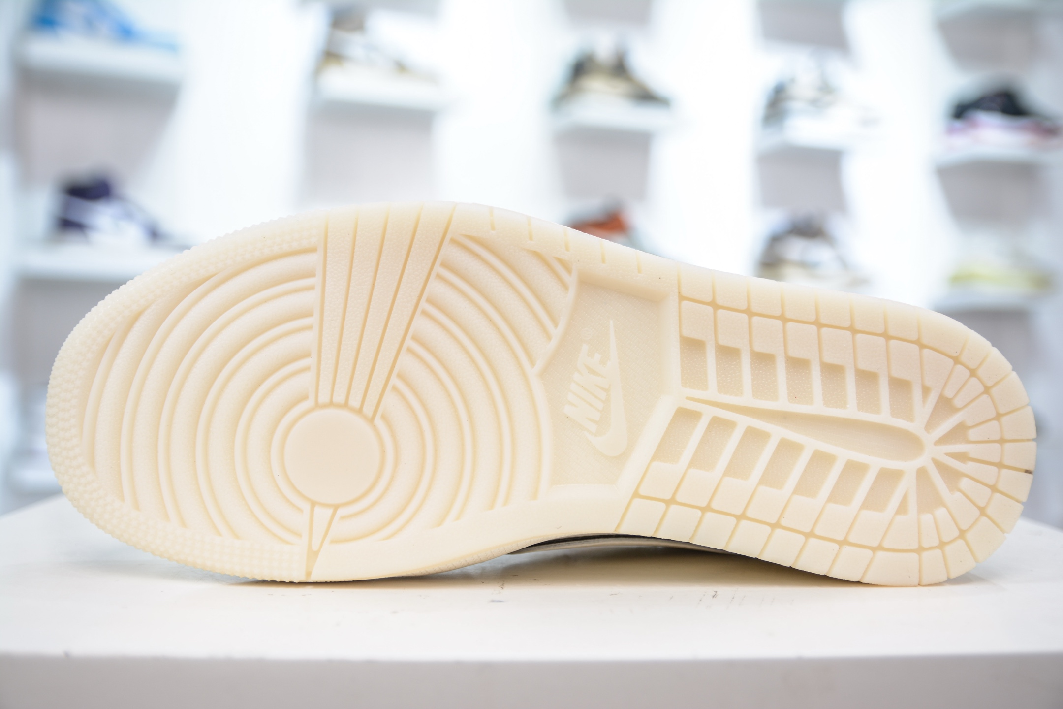 TS x Air Jordan x Supreme AJ1 Low 倒钩低帮联名SUP-米白水晶 XX3168-188-莆田鞋,莆田鞋货源,高仿鞋,高仿鞋货源,安福档口,莆田高仿鞋,莆田鞋批发,高仿鞋批发,莆田高仿运动鞋,高仿运动鞋,莆田运动鞋 TS x Air Jordan x Supreme AJ1 Low 倒钩低帮联名SUP-米白水晶 XX3168-188