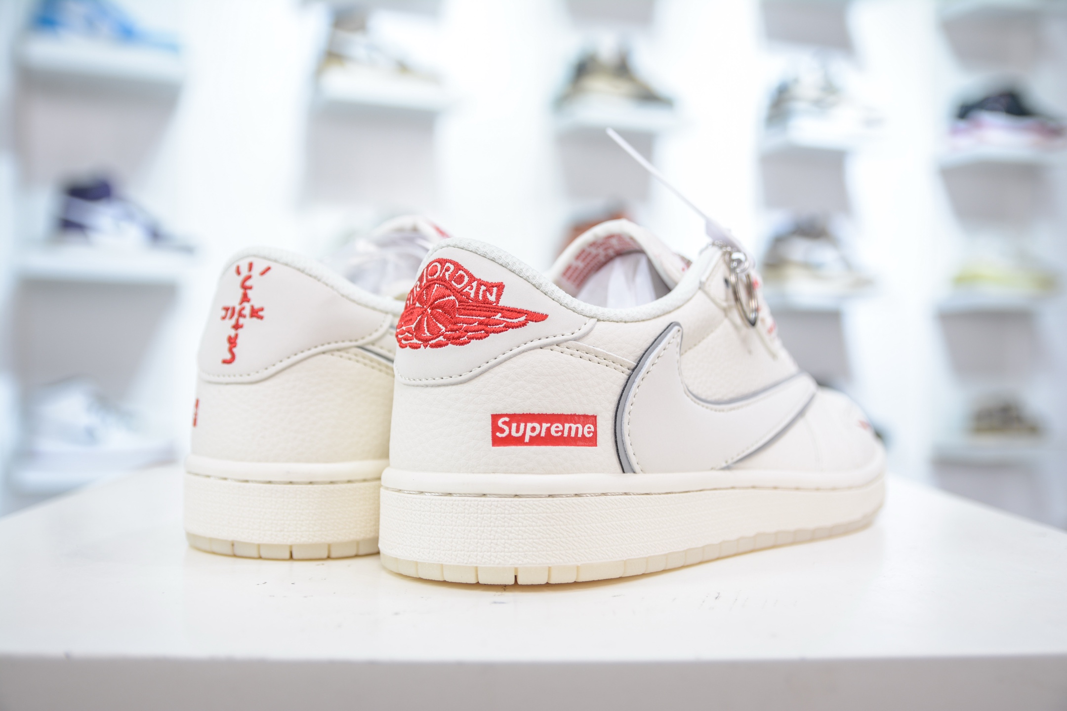 TS x Air Jordan x Supreme AJ1 Low 倒钩低帮联名SUP-米白水晶 XX3168-188-莆田鞋,莆田鞋货源,高仿鞋,高仿鞋货源,安福档口,莆田高仿鞋,莆田鞋批发,高仿鞋批发,莆田高仿运动鞋,高仿运动鞋,莆田运动鞋 TS x Air Jordan x Supreme AJ1 Low 倒钩低帮联名SUP-米白水晶 XX3168-188