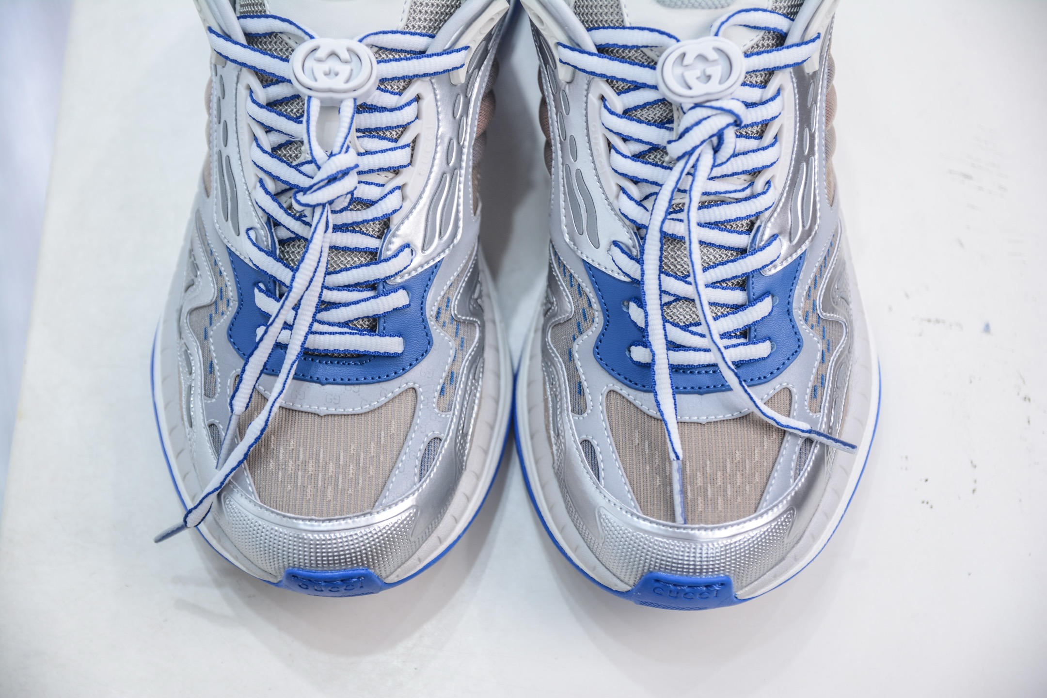 Gucci Rhyton Vintage 古驰皮革角状复古老爹休闲运动慢跑鞋