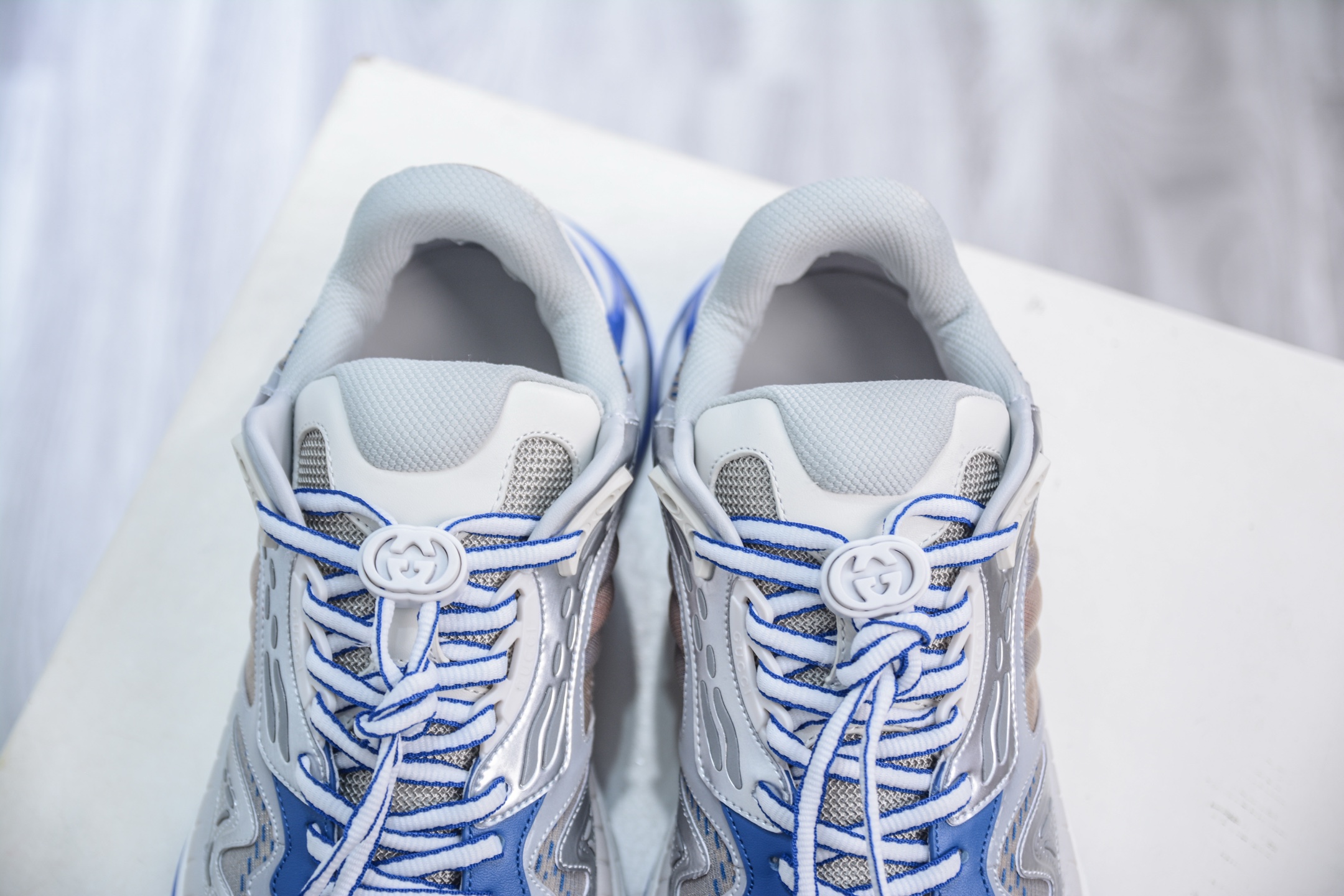 Gucci Rhyton Vintage 古驰皮革角状复古老爹休闲运动慢跑鞋