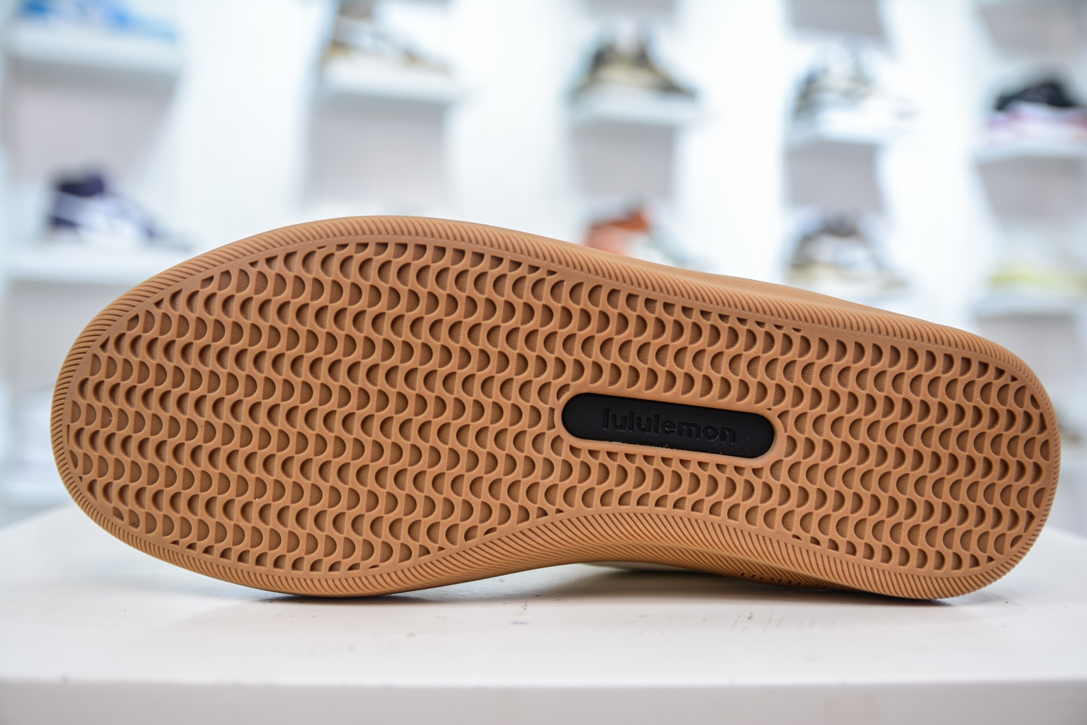 PB版 纯原 lululemon Cityverse 露露乐檬极简主义减震耐磨低帮生活休闲鞋