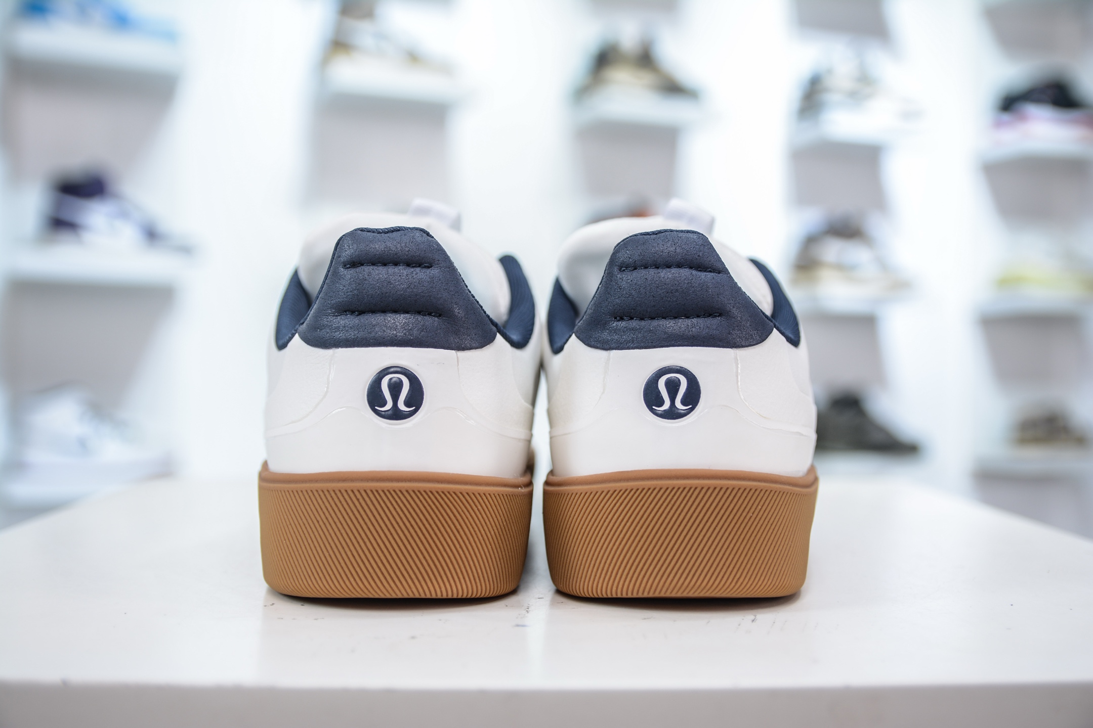 PB版 纯原 lululemon Cityverse 露露乐檬极简主义减震耐磨低帮生活休闲鞋