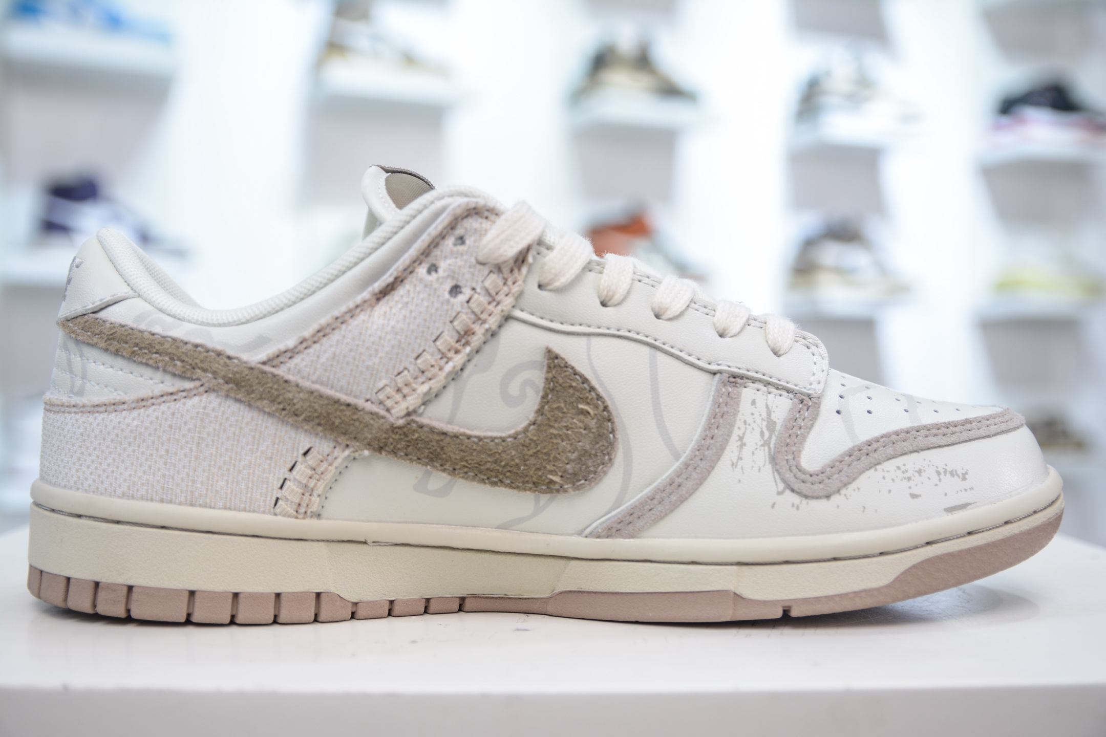 Nike Dunk Low 山影漫步 月语 米白黄 HQ1175-240