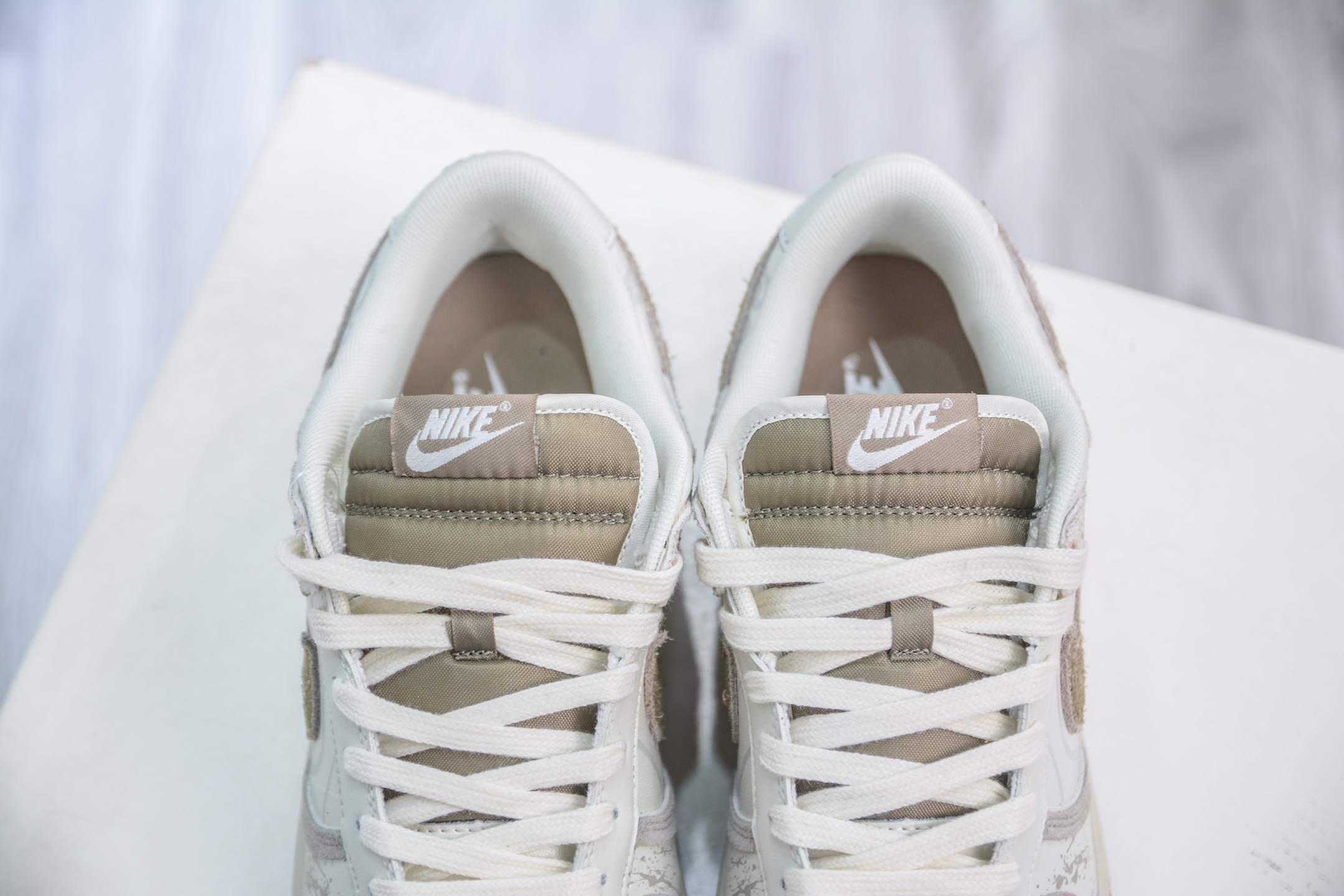 Nike Dunk Low 山影漫步 月语 米白黄 HQ1175-240