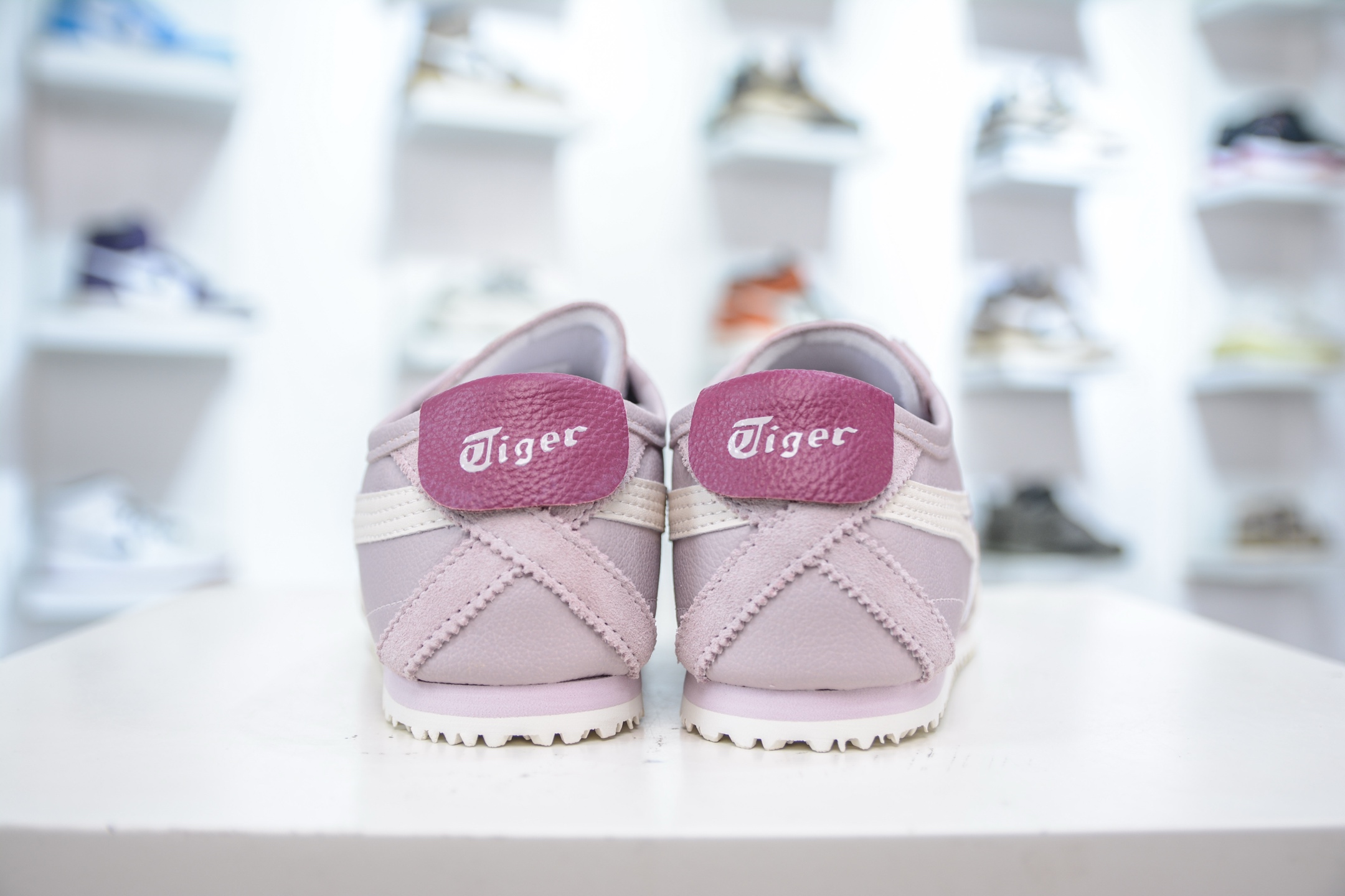 Asics 鬼冢虎 Mexico 66 VIN 1183B771-703