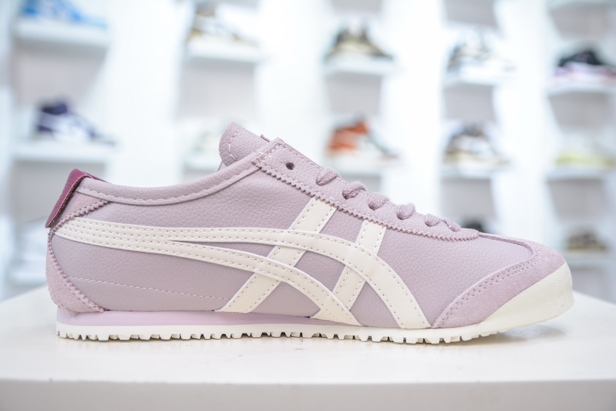 Asics 鬼冢虎 Mexico 66 VIN 1183B771-703