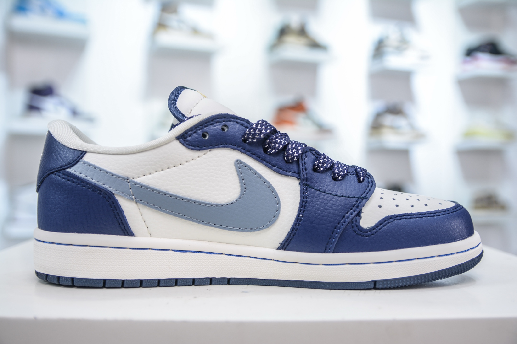 Travis Scott x Nike Air Jordan 1 Low Supreme White Blue - Size 36-45 4 i1751900956085 1037 0 2