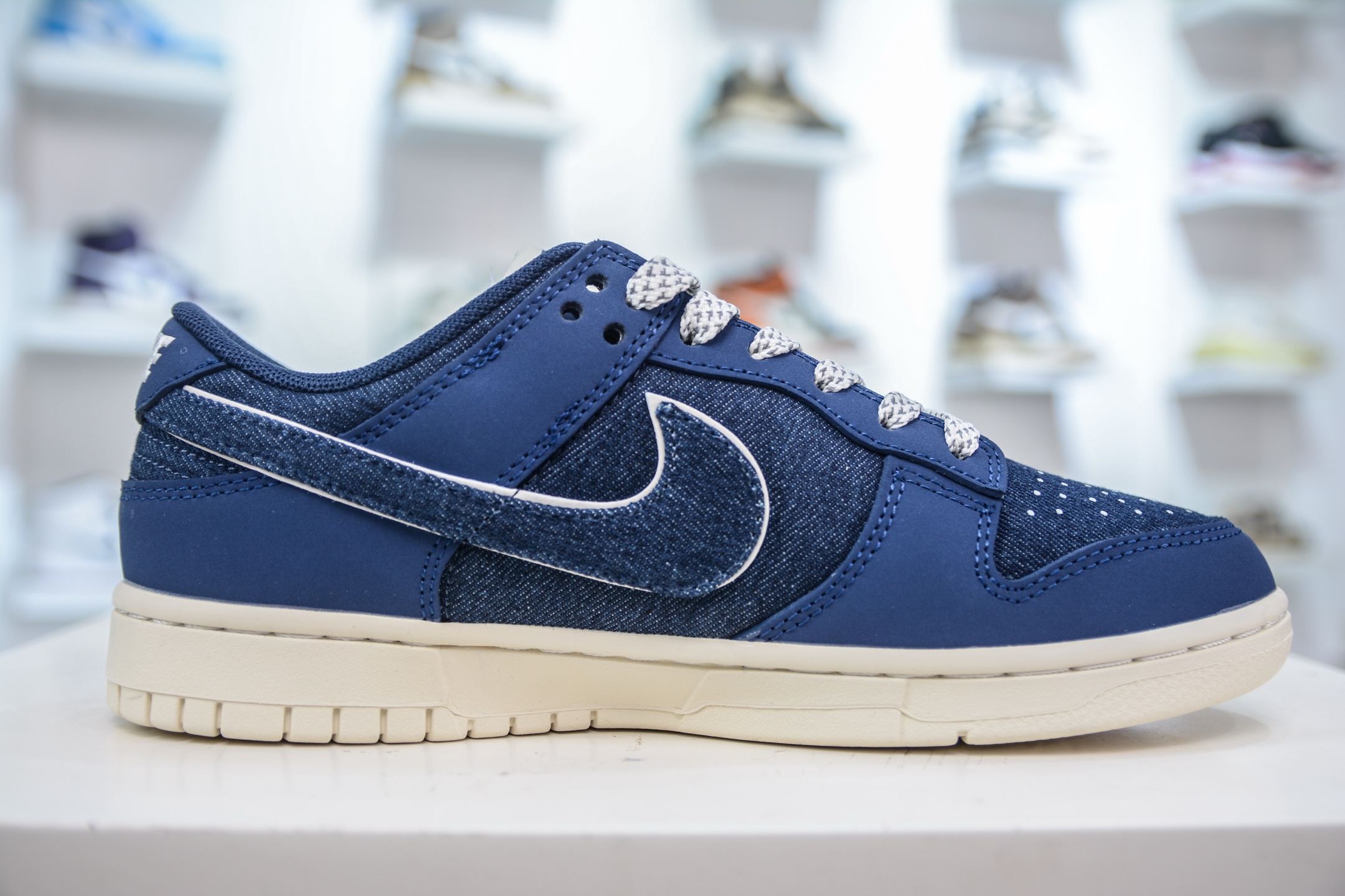 Nike SB Dunk Low x Supreme SUP Sneakers 4 i1751901051169 4442 0 2