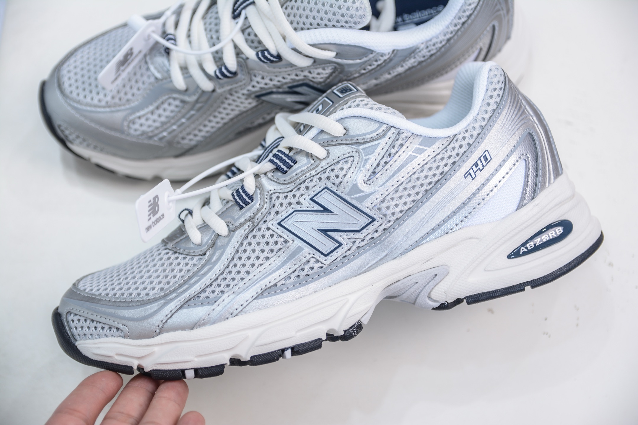 New Balance 740 Retro Running Shoes - Lightweight, Breathable, and Stylish 7 i1751901107465 1975 0 6