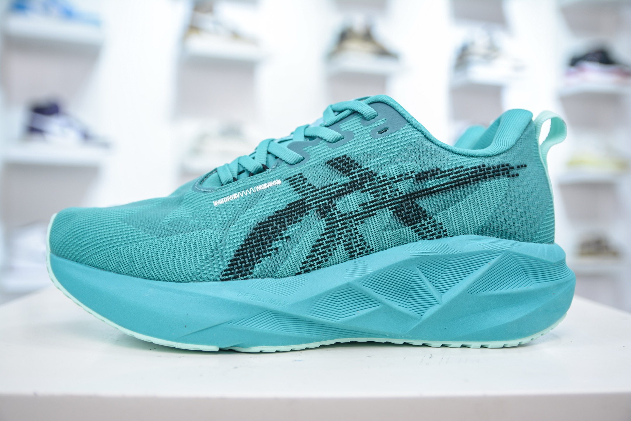 ASICS NOVABLAST 5: Comfort, Cushioning, and Eco-Friendly Running Shoes 1 i1751901267578 2175 0 0