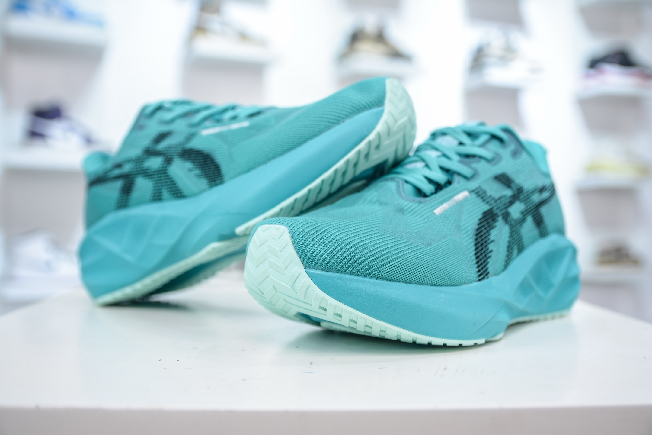 ASICS NOVABLAST 5: Comfort, Cushioning, and Eco-Friendly Running Shoes 4 i1751901267594 3201 0 3