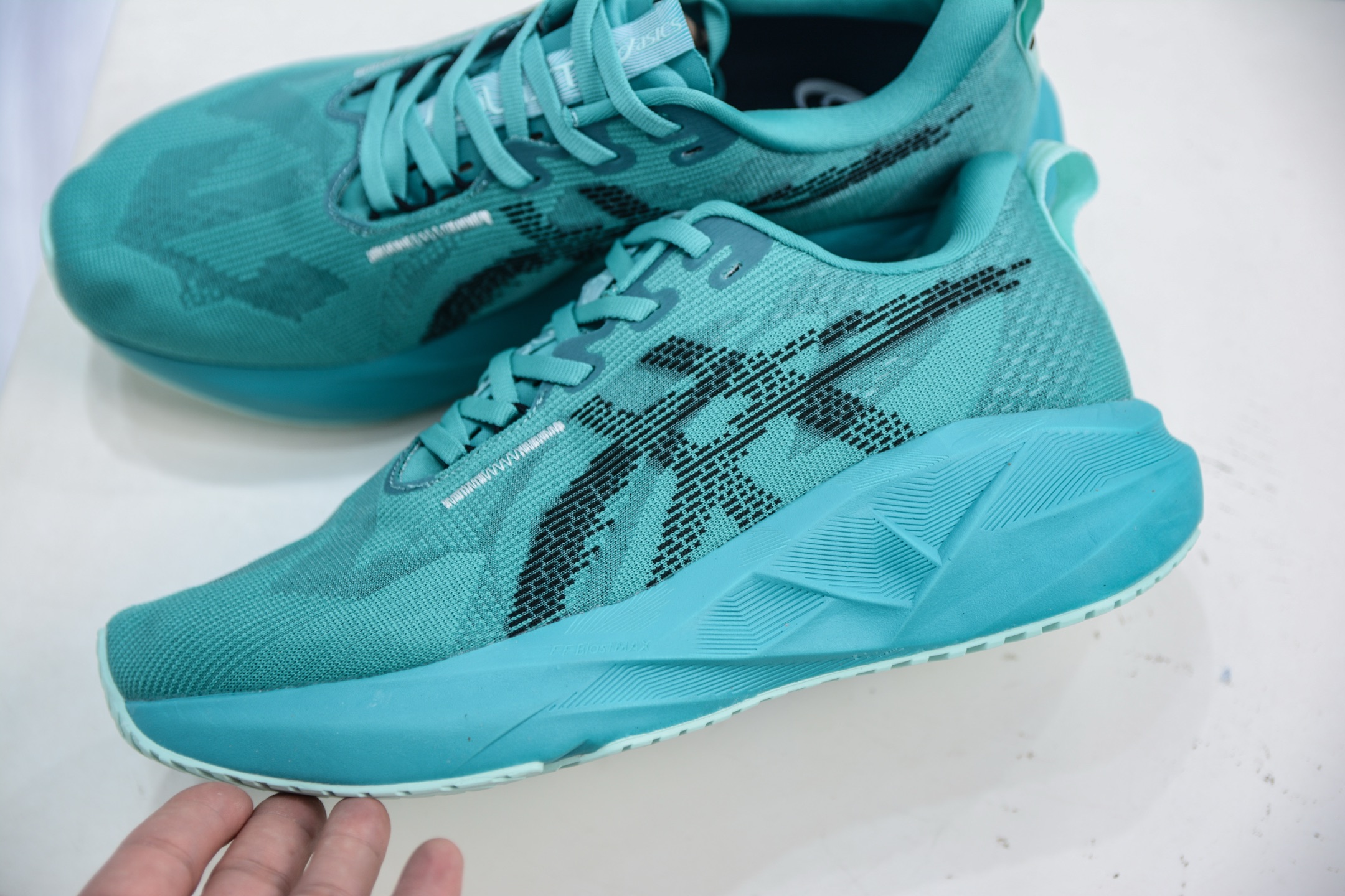 ASICS NOVABLAST 5: Comfort, Cushioning, and Eco-Friendly Running Shoes 7 i1751901268740 7501 0 6