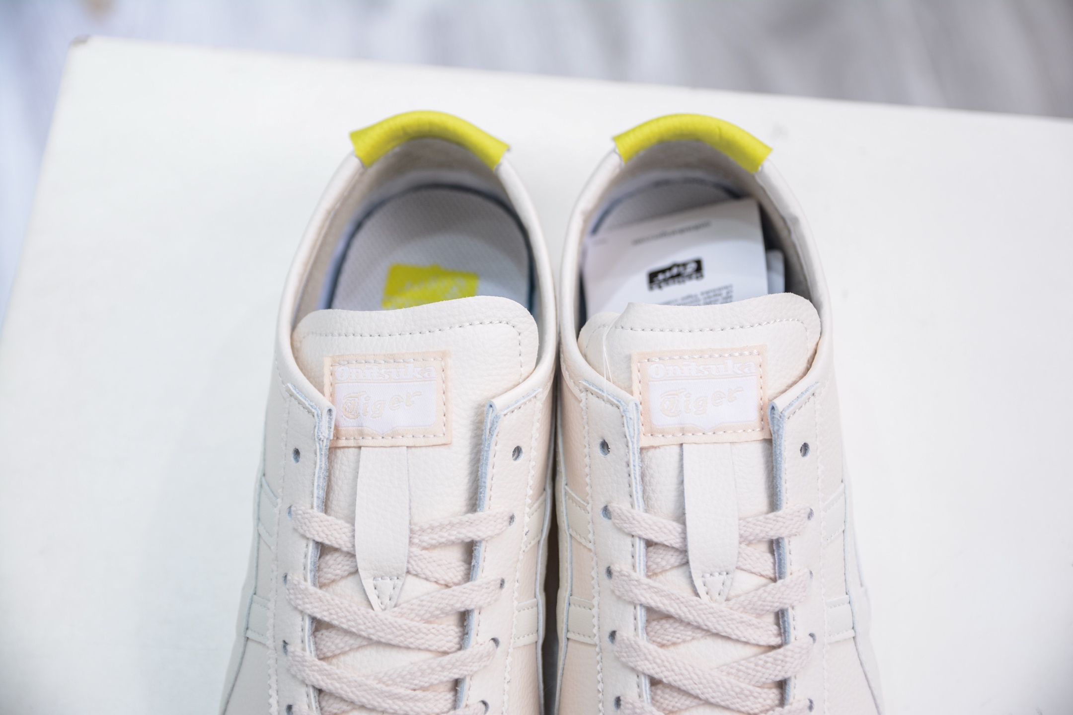 Asics 鬼冢虎 Mexico 66 VIN 印尼厂Oem原单材料 1183B771-702-莆田鞋,莆田鞋货源,高仿鞋,高仿鞋货源,安福档口,莆田高仿鞋,莆田鞋批发,高仿鞋批发,莆田高仿运动鞋,高仿运动鞋,莆田运动鞋 Asics 鬼冢虎 Mexico 66 VIN 印尼厂Oem原单材料 1183B771-702