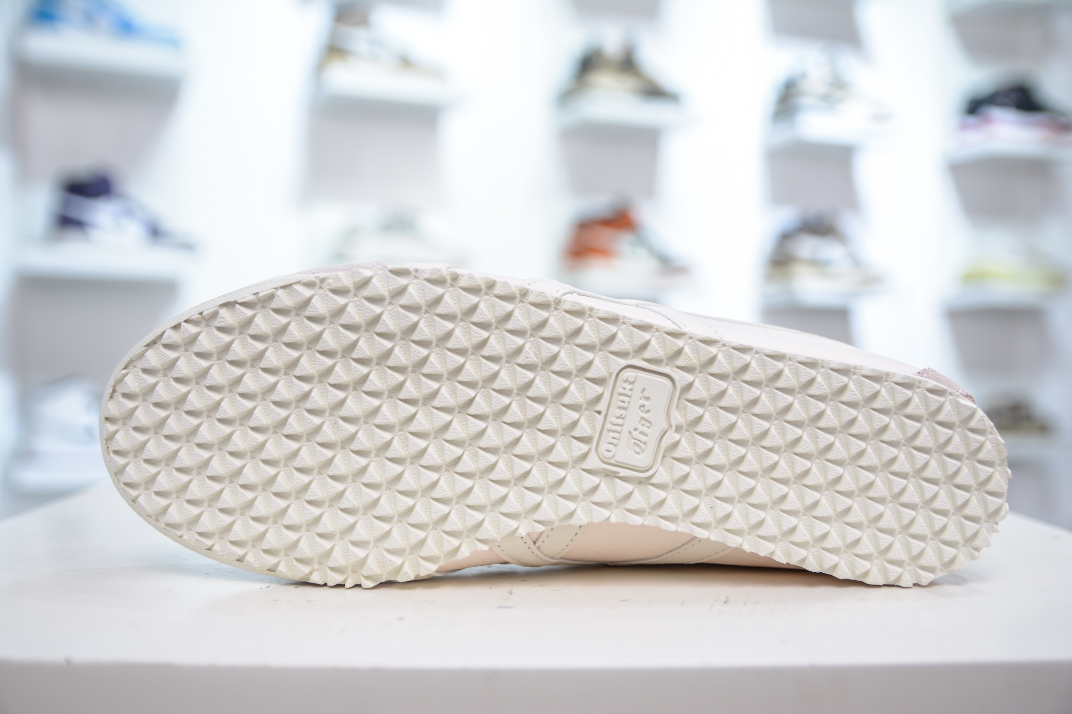 Asics 鬼冢虎 Mexico 66 VIN 印尼厂Oem原单材料 1183B771-702-莆田鞋,莆田鞋货源,高仿鞋,高仿鞋货源,安福档口,莆田高仿鞋,莆田鞋批发,高仿鞋批发,莆田高仿运动鞋,高仿运动鞋,莆田运动鞋 Asics 鬼冢虎 Mexico 66 VIN 印尼厂Oem原单材料 1183B771-702