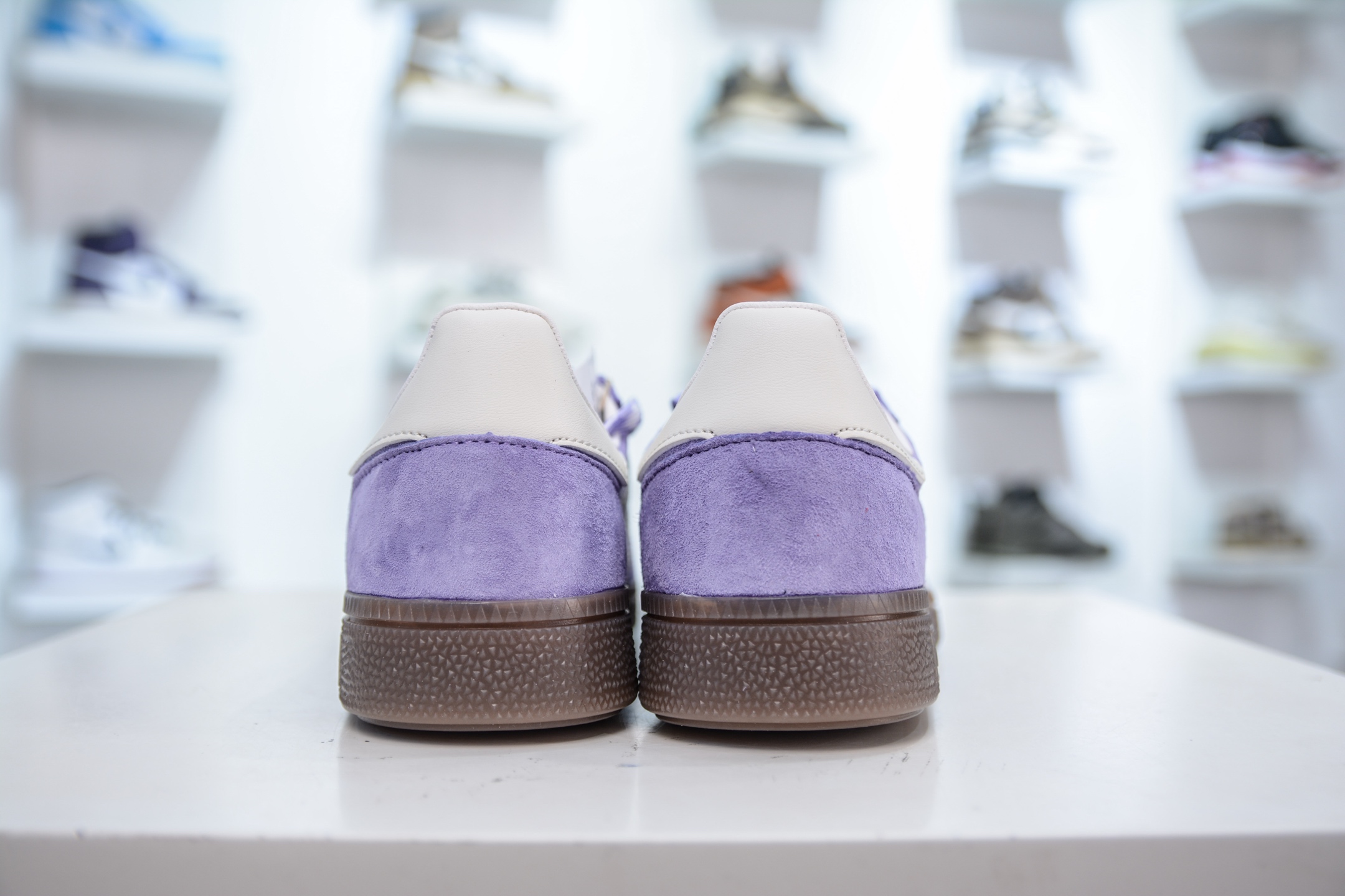 Ad Handball Spezial 阿迪达斯经典款反毛皮复古休闲板鞋 KI5935-莆田鞋,莆田鞋货源,高仿鞋,高仿鞋货源,安福档口,莆田高仿鞋,莆田鞋批发,高仿鞋批发,莆田高仿运动鞋,高仿运动鞋,莆田运动鞋 Ad Handball Spezial 阿迪达斯经典款反毛皮复古休闲板鞋 KI5935