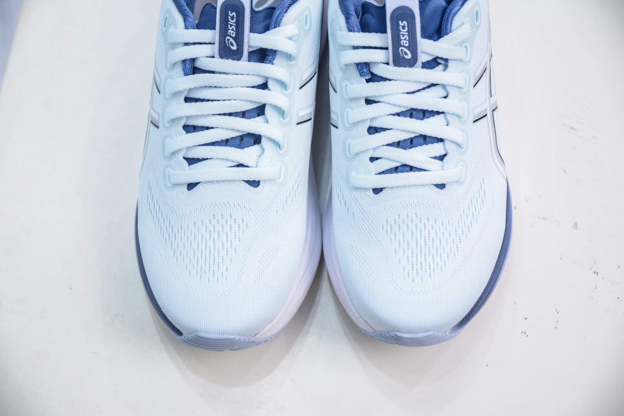 Asics Gel-Kayano 32 亚瑟士卡亚诺32代低帮专业有氧超轻量休闲运动全能慢跑鞋 1012B728-009