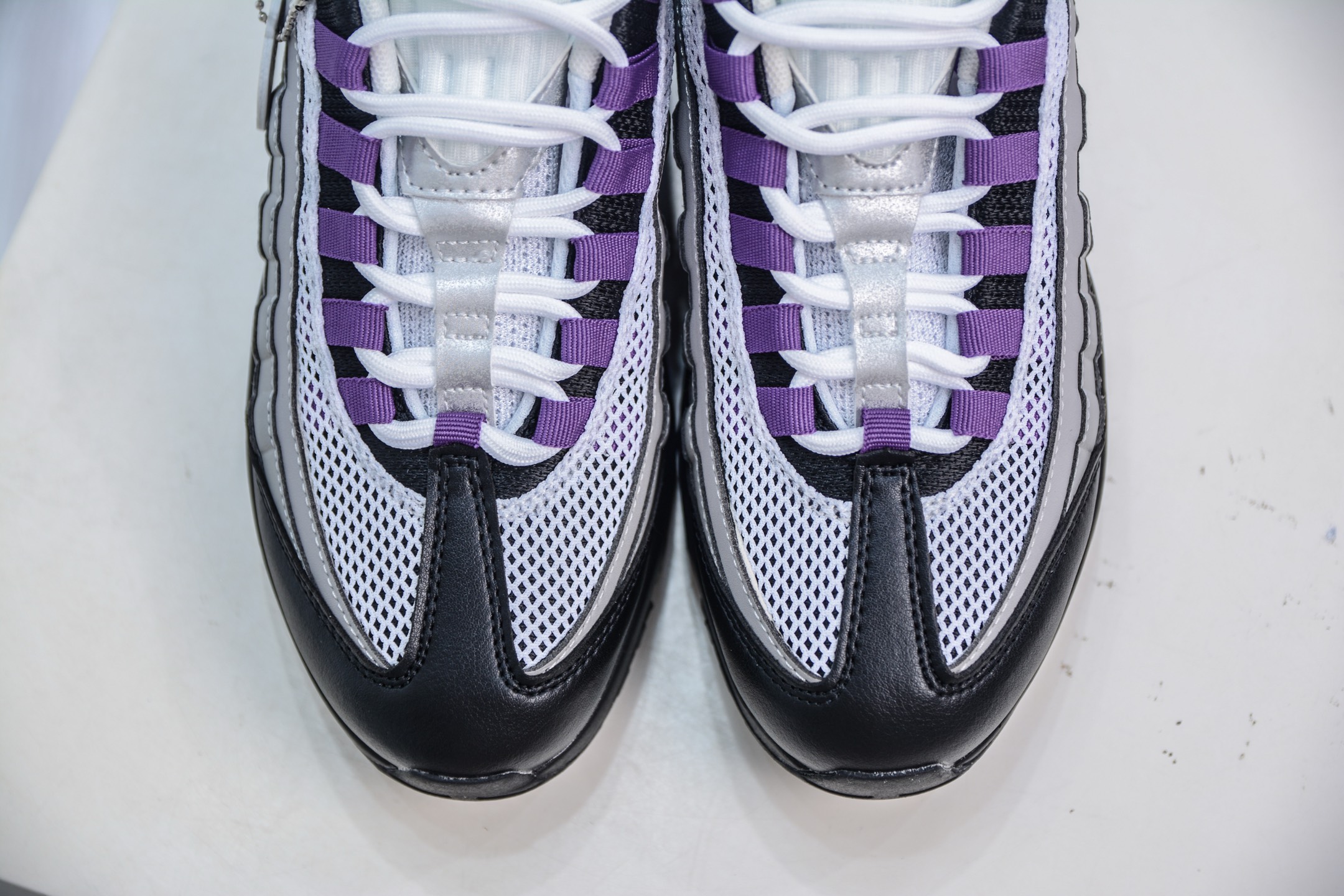 NK Air Max 95 复古减震气垫跑鞋 DH8015-003-莆田鞋,莆田鞋货源,高仿鞋,高仿鞋货源,安福档口,莆田高仿鞋,莆田鞋批发,高仿鞋批发,莆田高仿运动鞋,高仿运动鞋,莆田运动鞋 NK Air Max 95 复古减震气垫跑鞋 DH8015-003