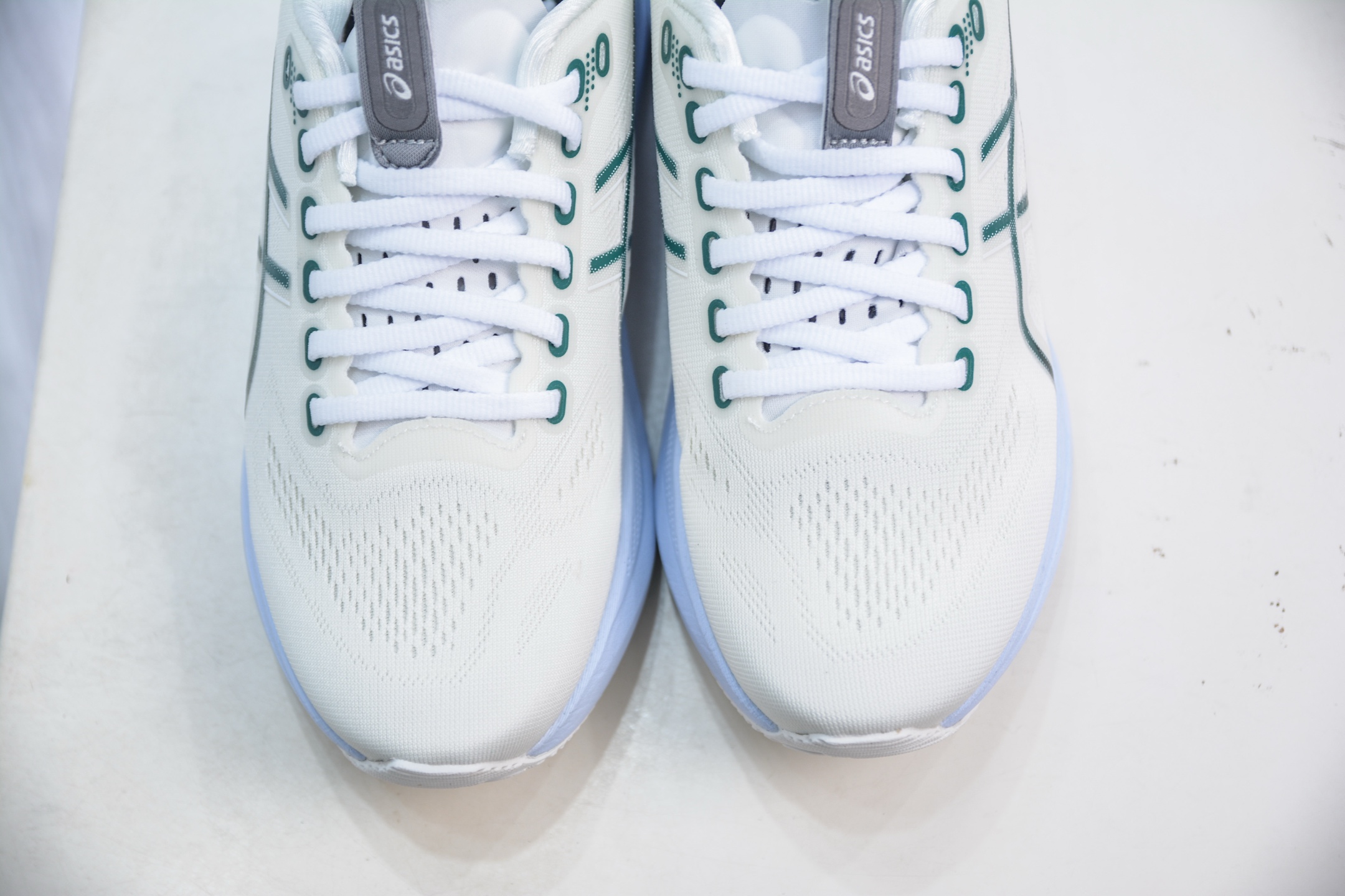 Asics Gel-Kayano 32 亚瑟士卡亚诺32代低帮专业有氧超轻量休闲运动全能慢跑鞋 1011C052-102-莆田鞋,莆田鞋货源,高仿鞋,高仿鞋货源,安福档口,莆田高仿鞋,莆田鞋批发,高仿鞋批发,莆田高仿运动鞋,高仿运动鞋,莆田运动鞋 Asics Gel-Kayano 32 亚瑟士卡亚诺32代低帮专业有氧超轻量休闲运动全能慢跑鞋 1011C052-102