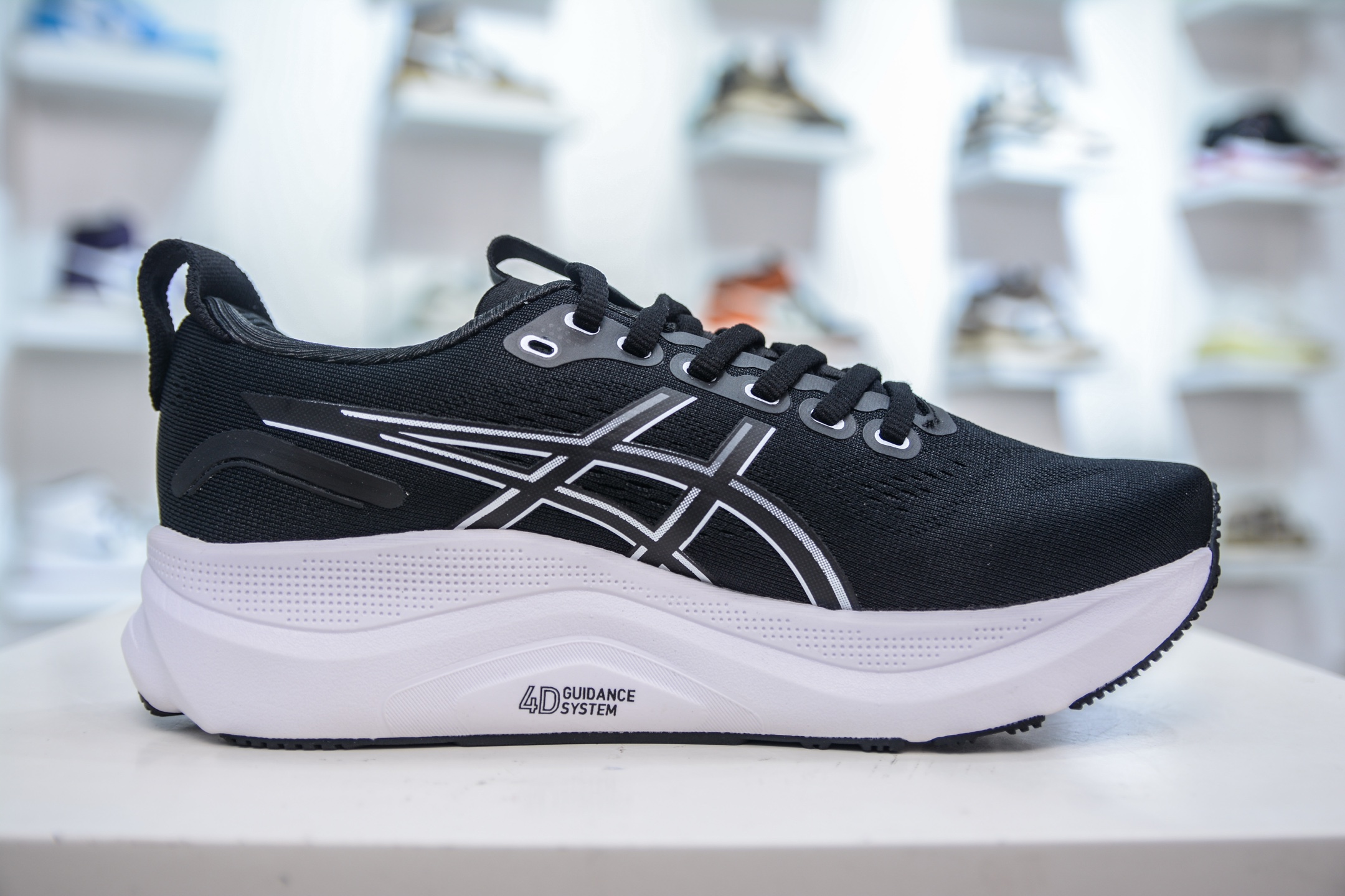 Asics Gel-Kayano 32 亚瑟士卡亚诺32代低帮专业有氧超轻量休闲运动全能慢跑鞋 1012B837-002