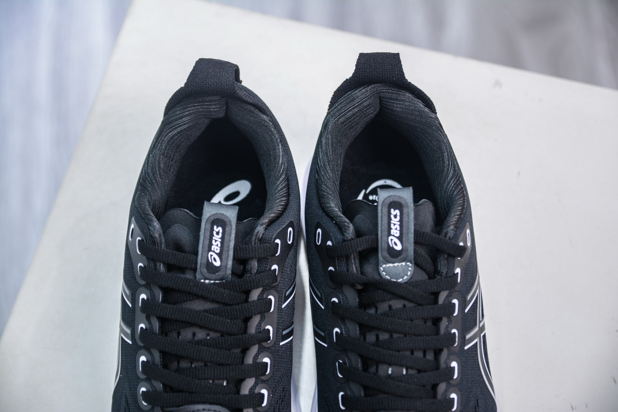 Asics Gel-Kayano 32 亚瑟士卡亚诺32代低帮专业有氧超轻量休闲运动全能慢跑鞋 1012B837-002