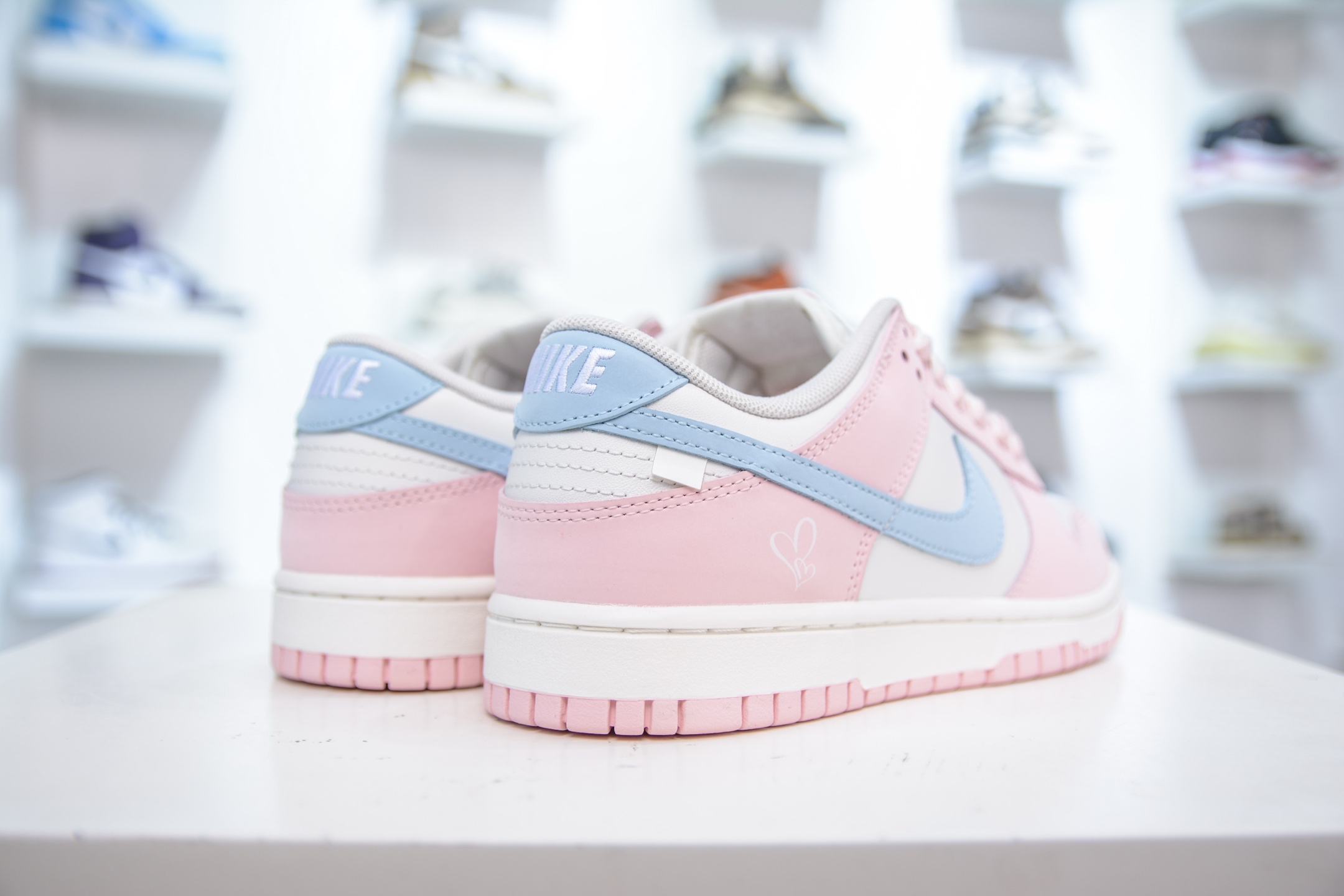 YC纯原 Nike Dunk Low 冰莓汽水 白粉蓝 PB0508-035-莆田鞋,莆田鞋货源,高仿鞋,高仿鞋货源,安福档口,莆田高仿鞋,莆田鞋批发,高仿鞋批发,莆田高仿运动鞋,高仿运动鞋,莆田运动鞋 YC纯原 Nike Dunk Low 冰莓汽水 白粉蓝 PB0508-035