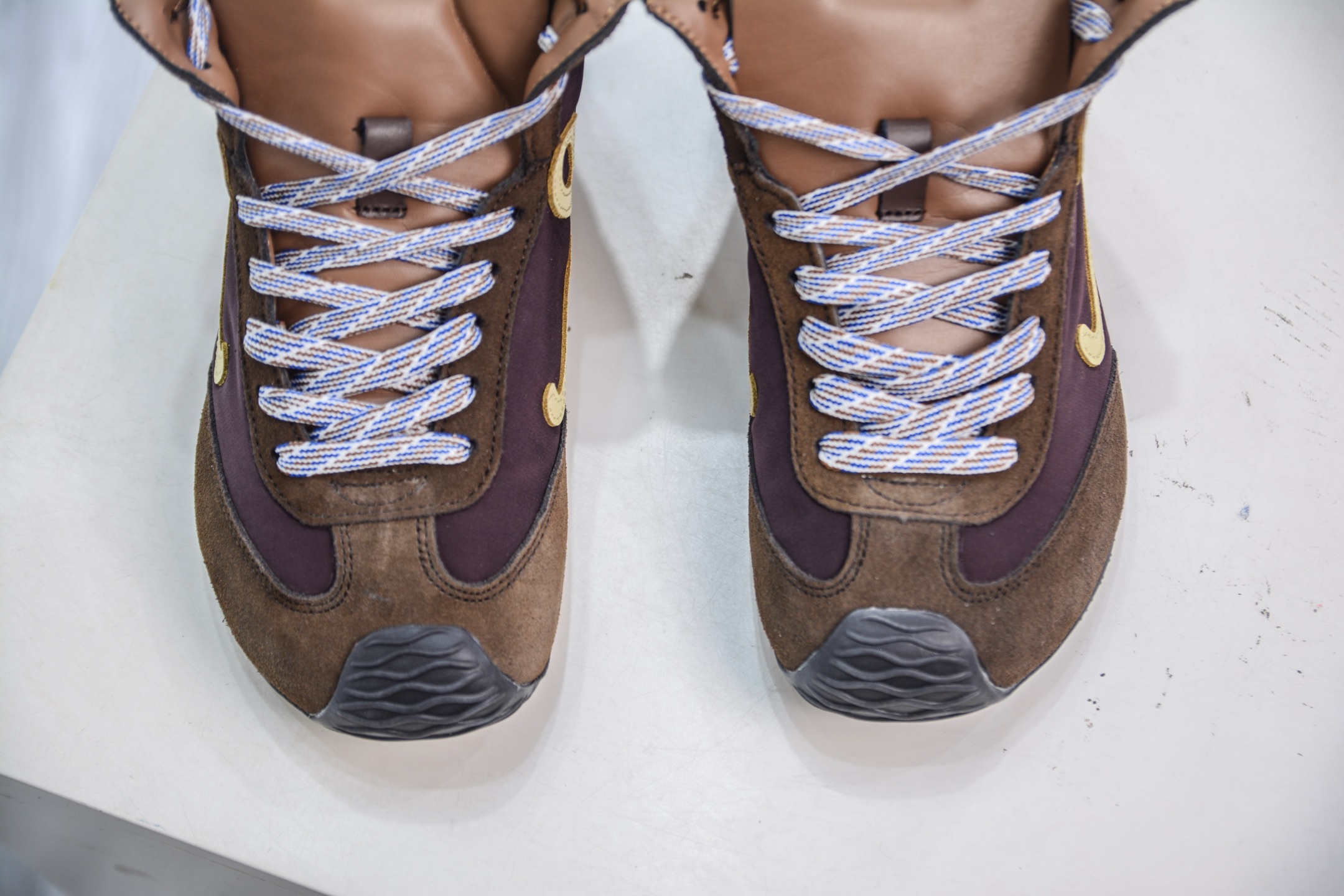 Loewe Ballet Runner 2.0系列罗意威 高帮 阿甘复古风德训薄底百搭休闲运动鞋