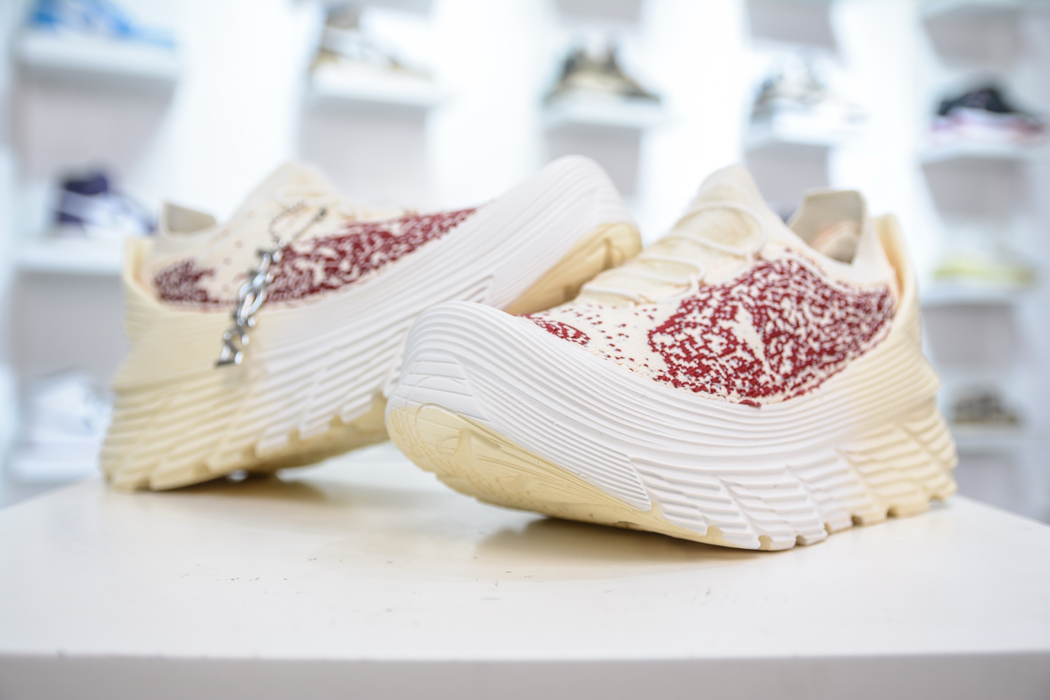 HOKA U RESTORE CHUKKA PARIA FARZANEH 一脚蹬徒步舒适缓震运动鞋 1169090/CRM