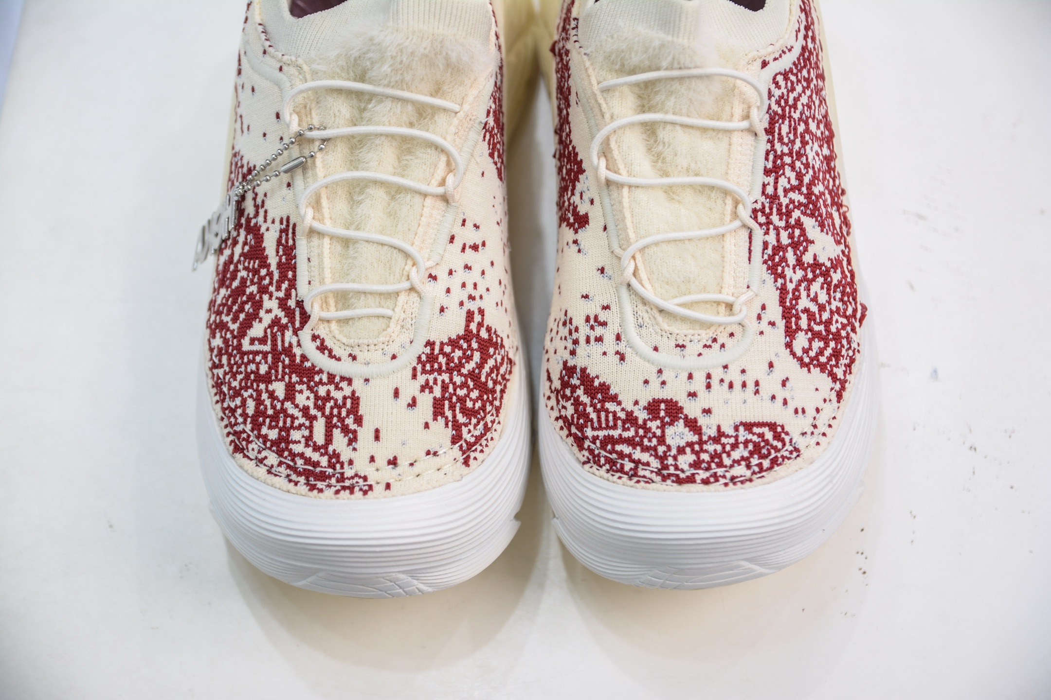 HOKA U RESTORE CHUKKA PARIA FARZANEH 一脚蹬徒步舒适缓震运动鞋 1169090/CRM