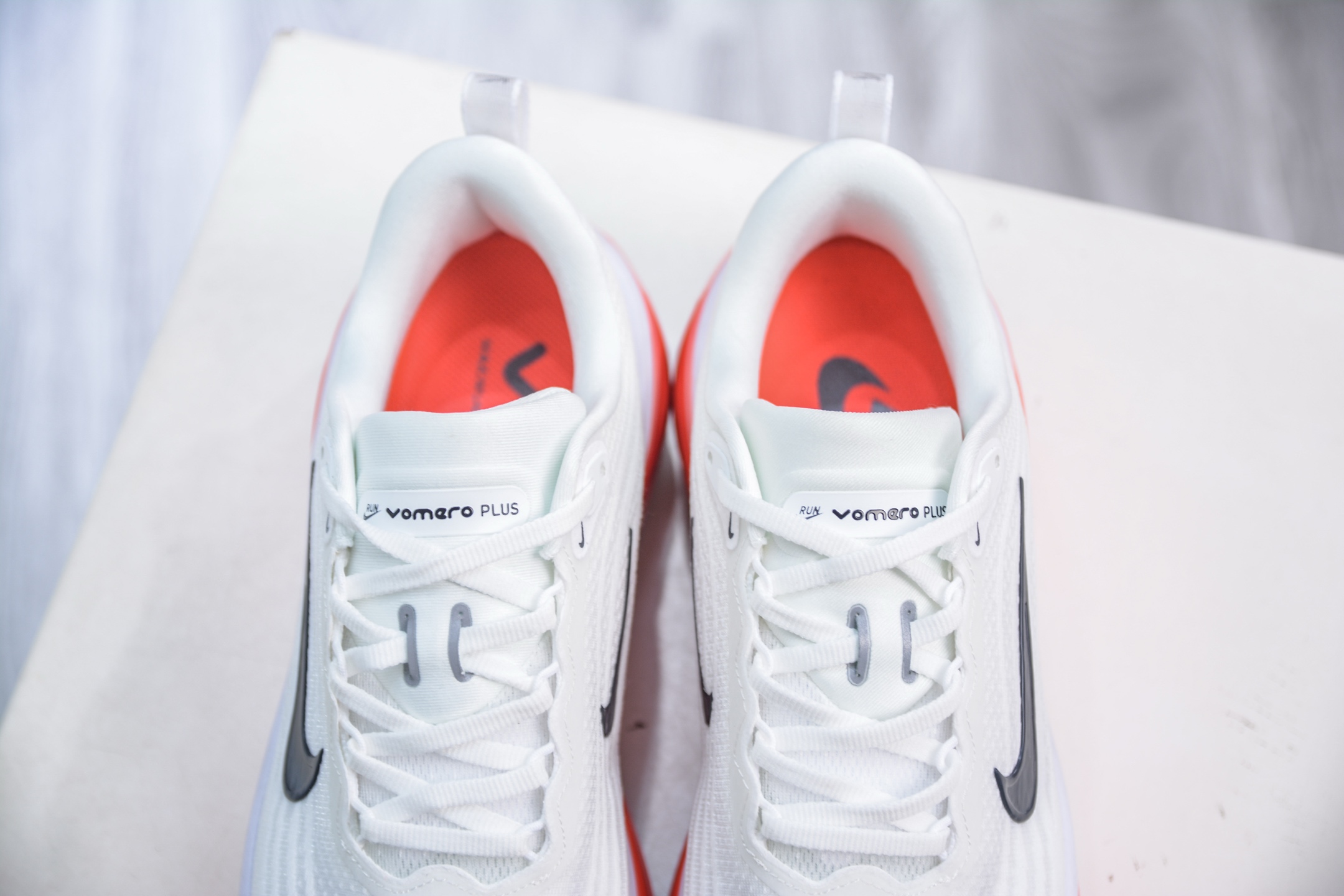 Nike Air Zoom Vomero Plus Running Shoes - White/Orange, HV8150-100 9 i1752071862415 4061 0 7