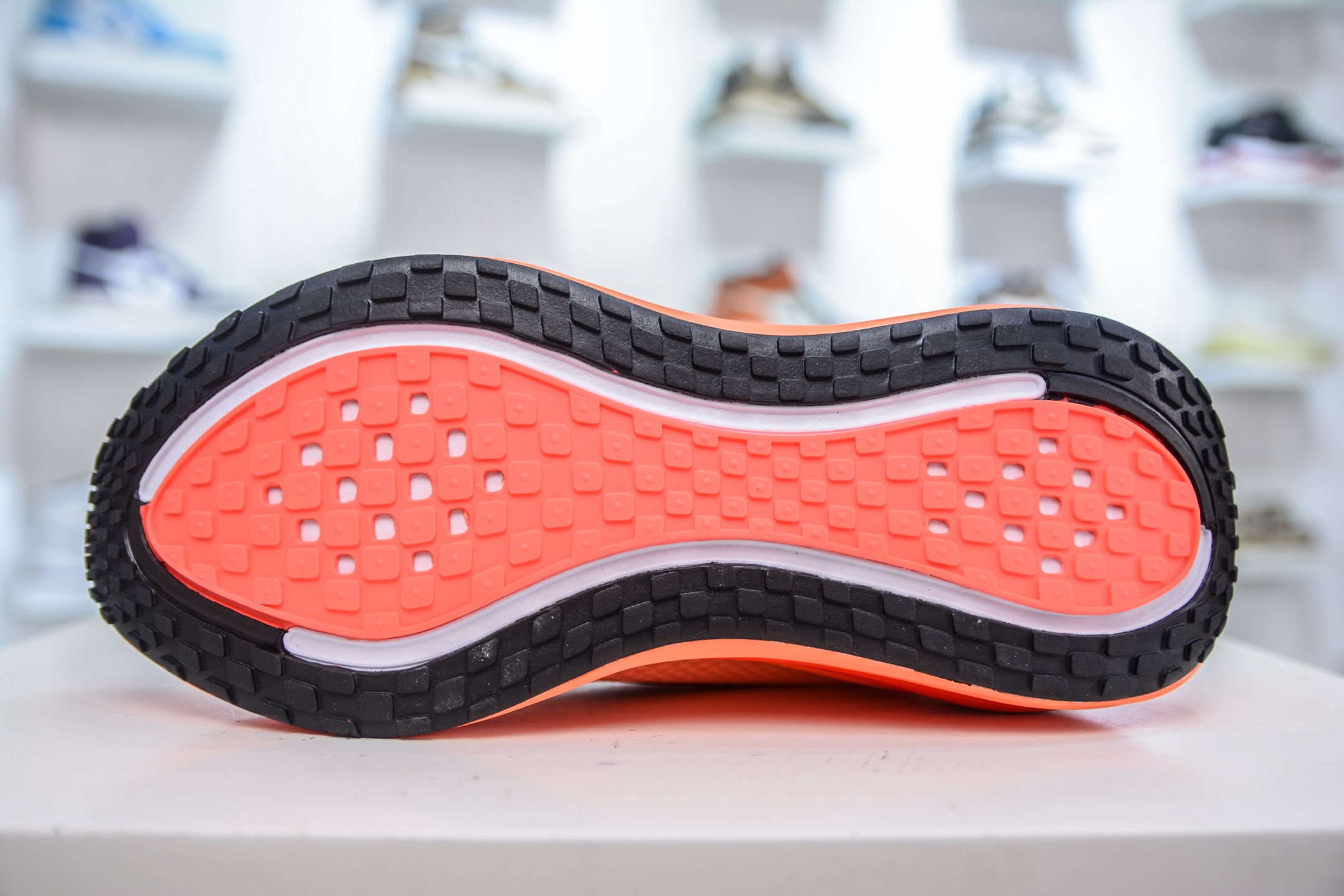 Nike Air Zoom Vomero PLUS Running Shoes - Enhanced Cushioning & Performance 6 i1752071959433 5612 0 4