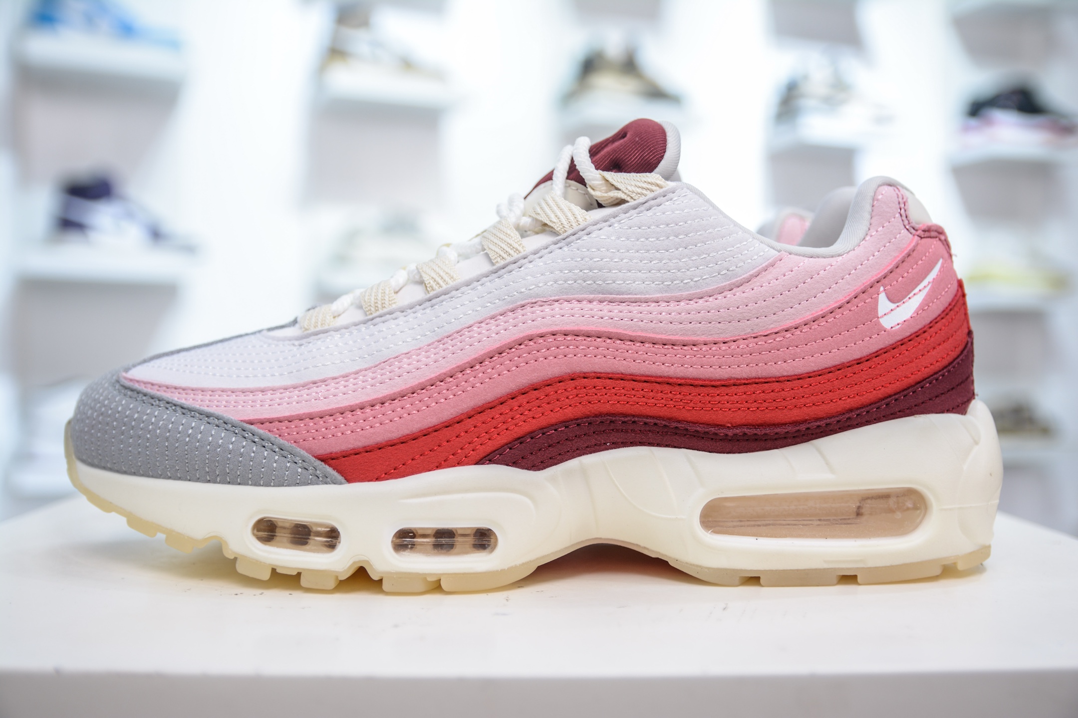 Nike Air Max 95 Retro Running Shoes - Cushioned Comfort & Classic Style 2 i1752072377091 8599 0 0