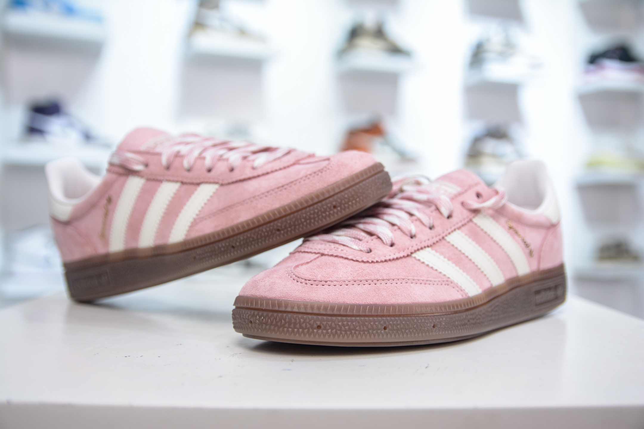 Ad Handball Spezial 阿迪达斯经典款反毛皮复古休闲板鞋 KJ6305