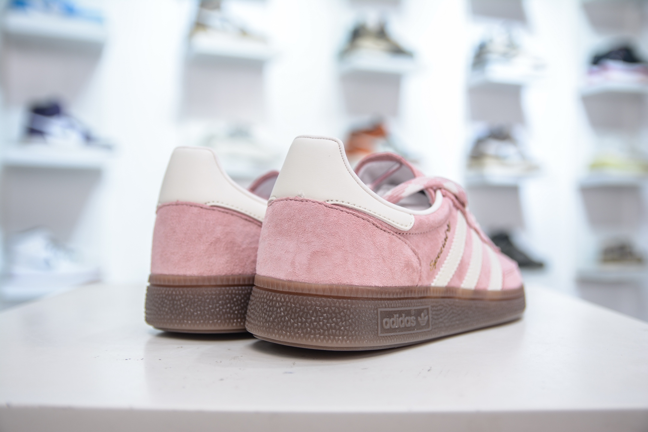 Ad Handball Spezial 阿迪达斯经典款反毛皮复古休闲板鞋 KJ6305